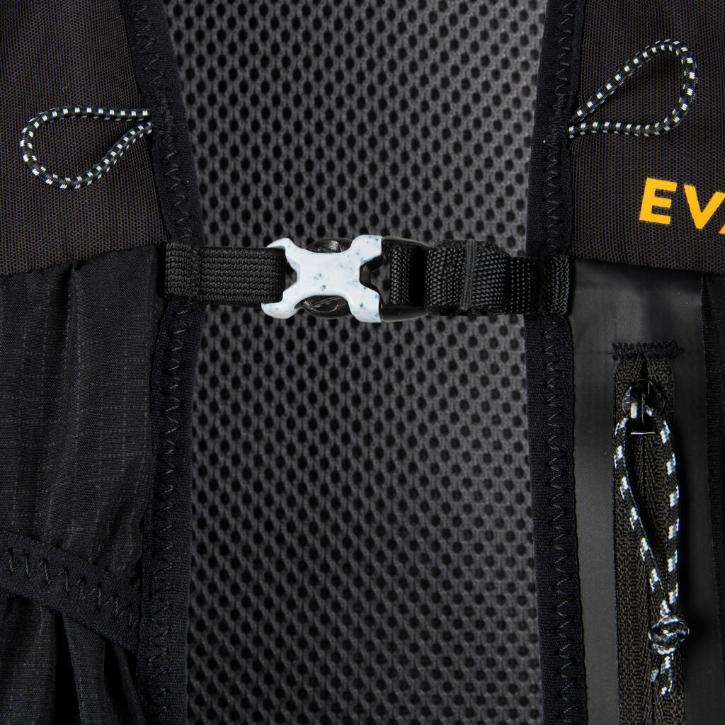 SAC TRAIL RUNNING 5L NOIR - VENDU AVEC POCHE À EAU 1L