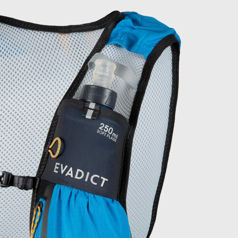 SAC TRAIL RUNNING 5L BLEU - VENDU AVEC POCHE À EAU 1L