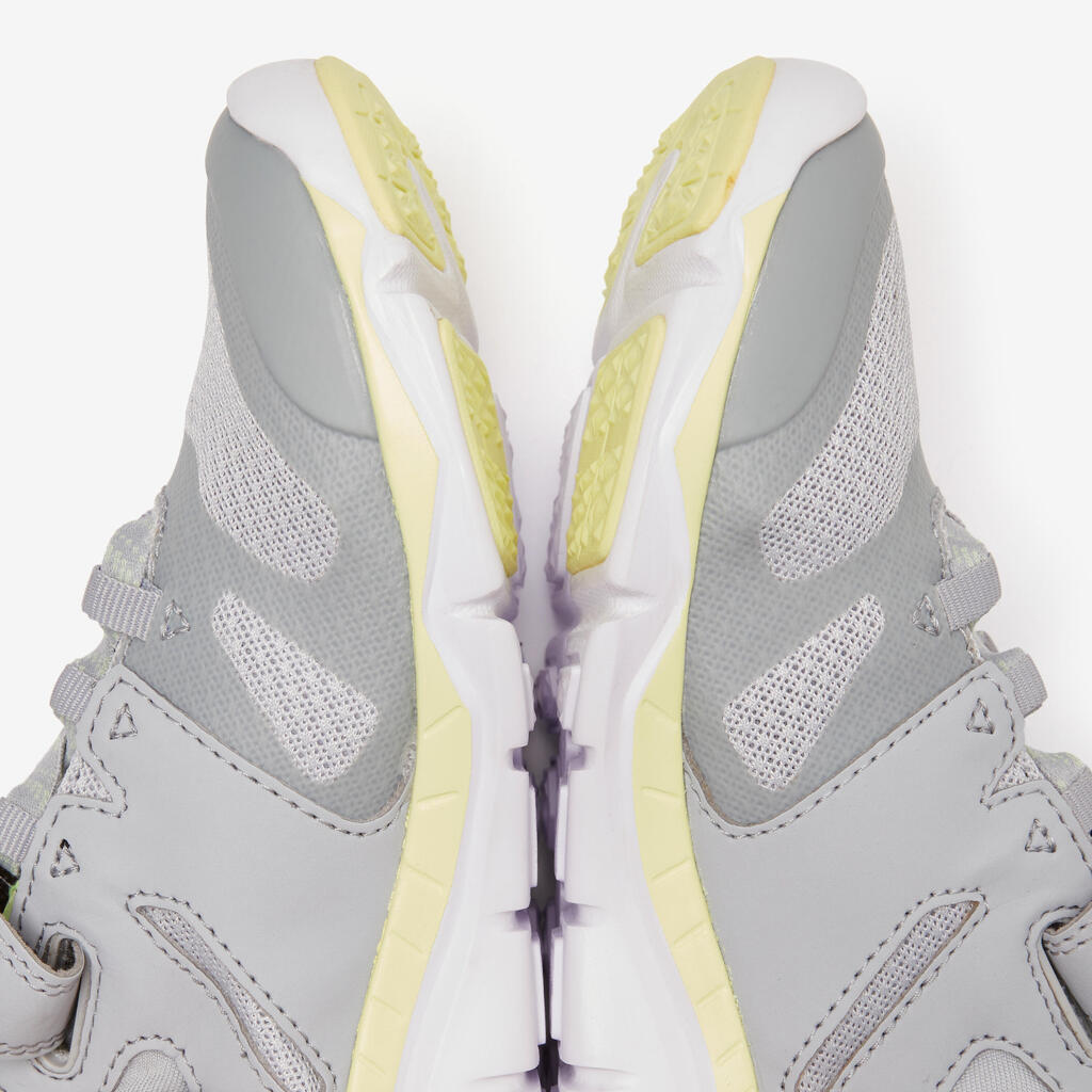 Kids' lightweight and breathable rip-tab trainers, grey/yellow