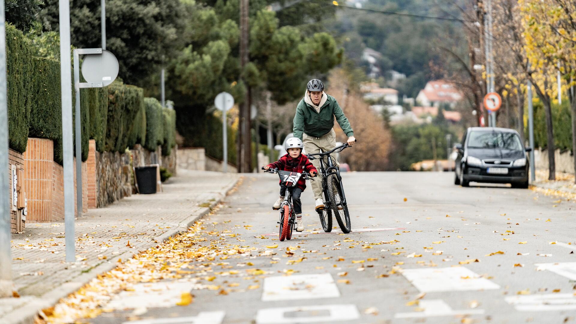 Hoe met je kind fietsen in het verkeer?