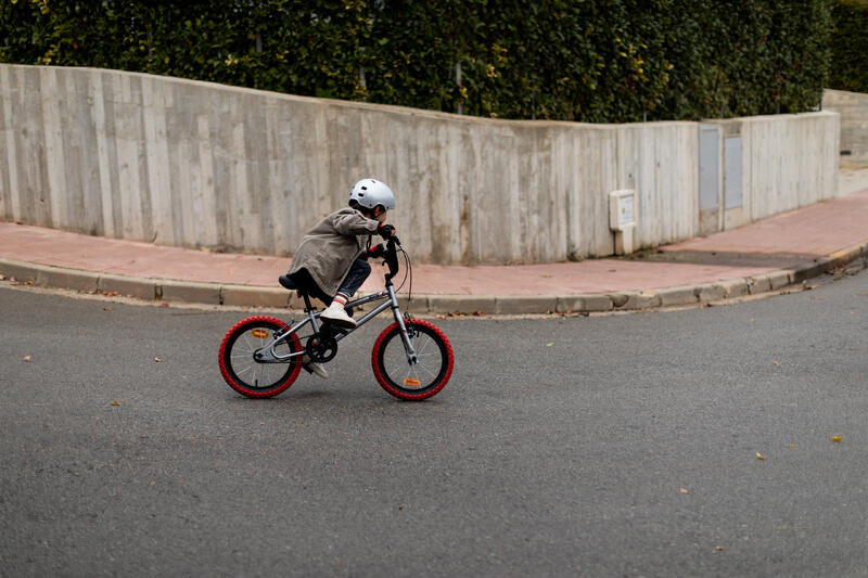 BMX FIETS: DE BASIS OM TE LEREN RIJDEN