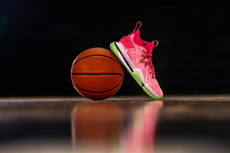 CHAUSSURES DE BASKETBALL SE900 ROSE NBA MIAMI HEAT