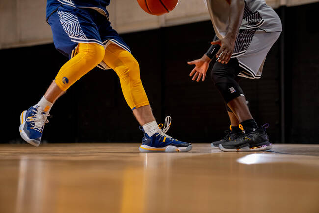 Buy Men'S Base Layer Basketball Capri Leggings - Yellow/Nba Golden