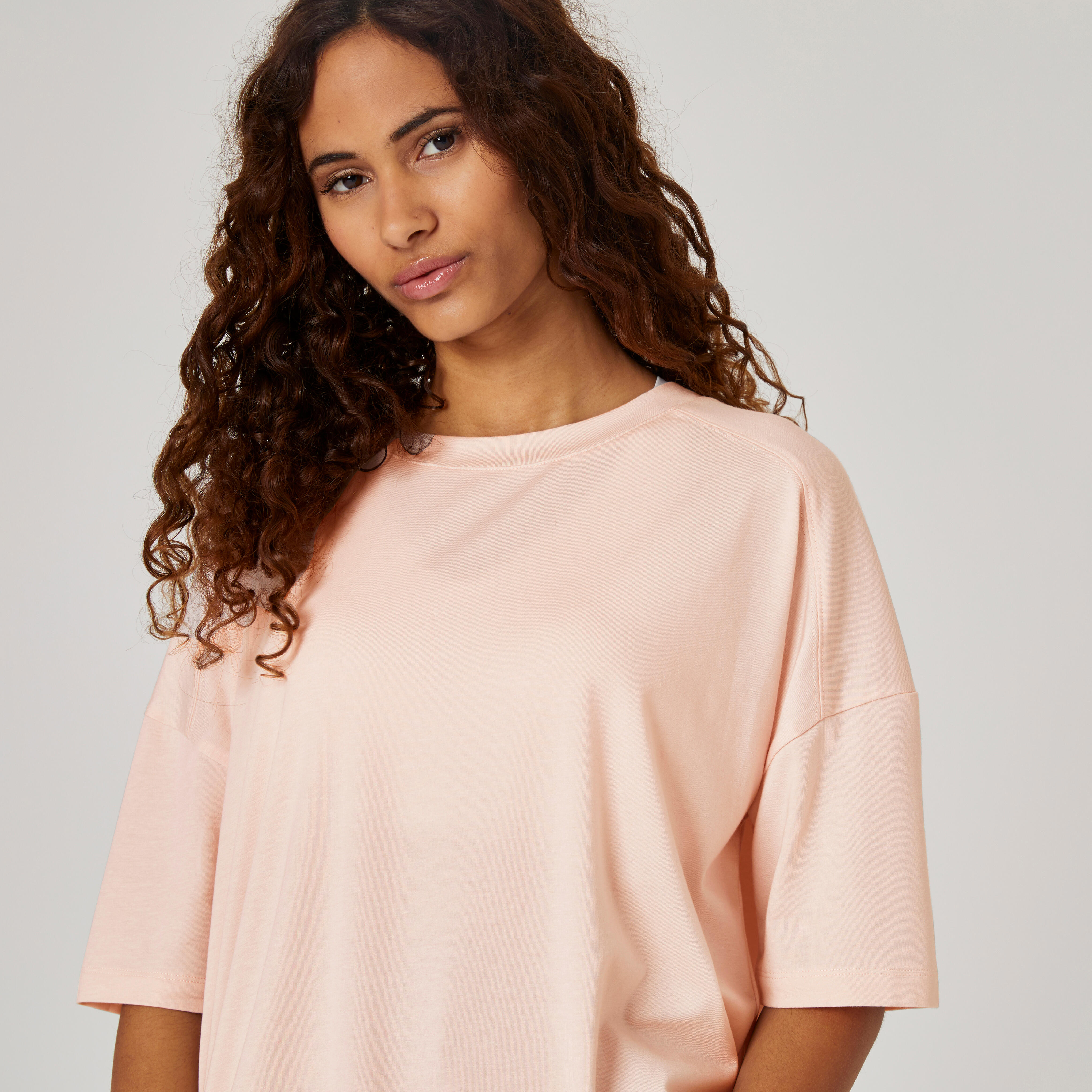 Women's Short-Sleeved Loose-Fit Crew 