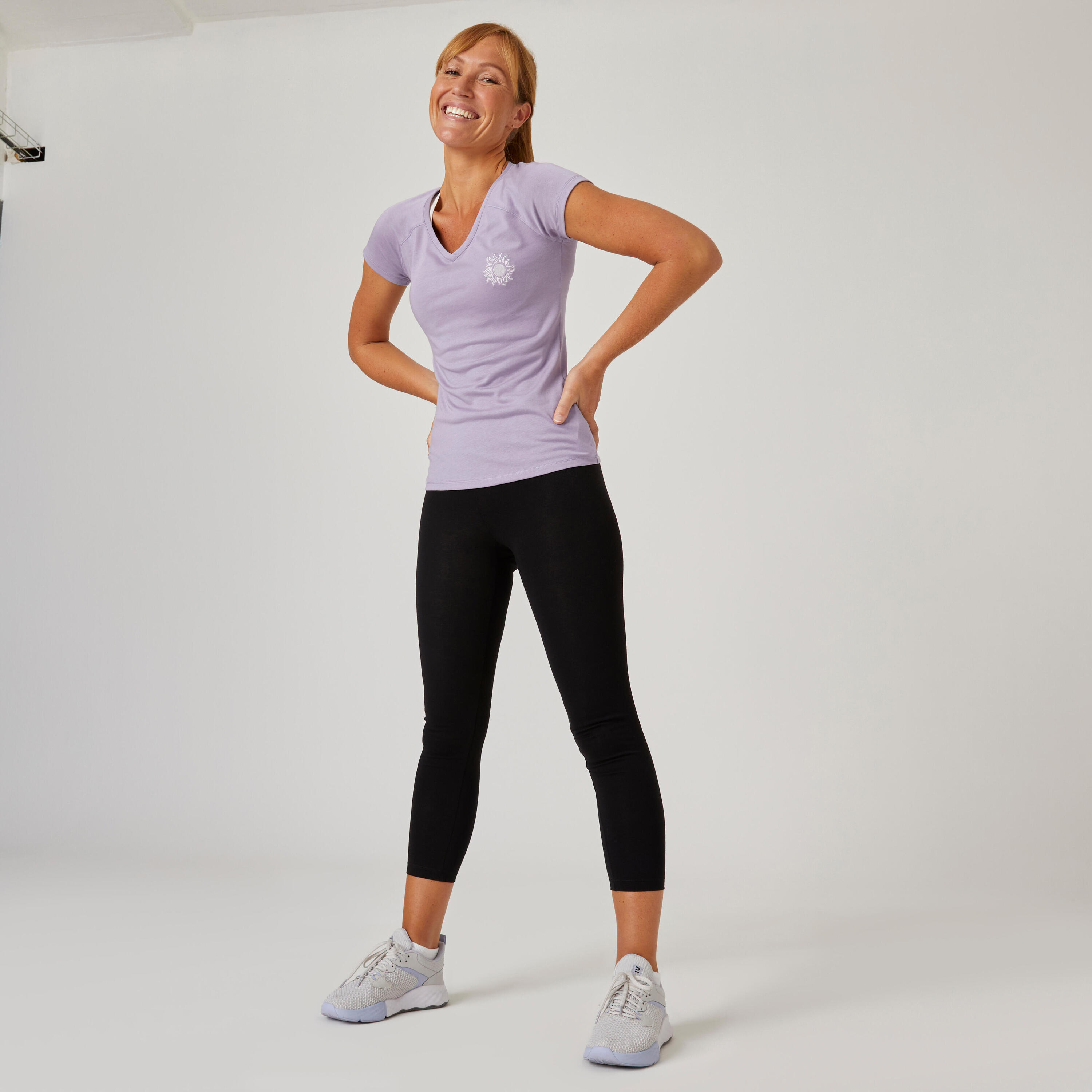 Women's Slim-Fit Fitness T-Shirt 500 - Purple 3/5
