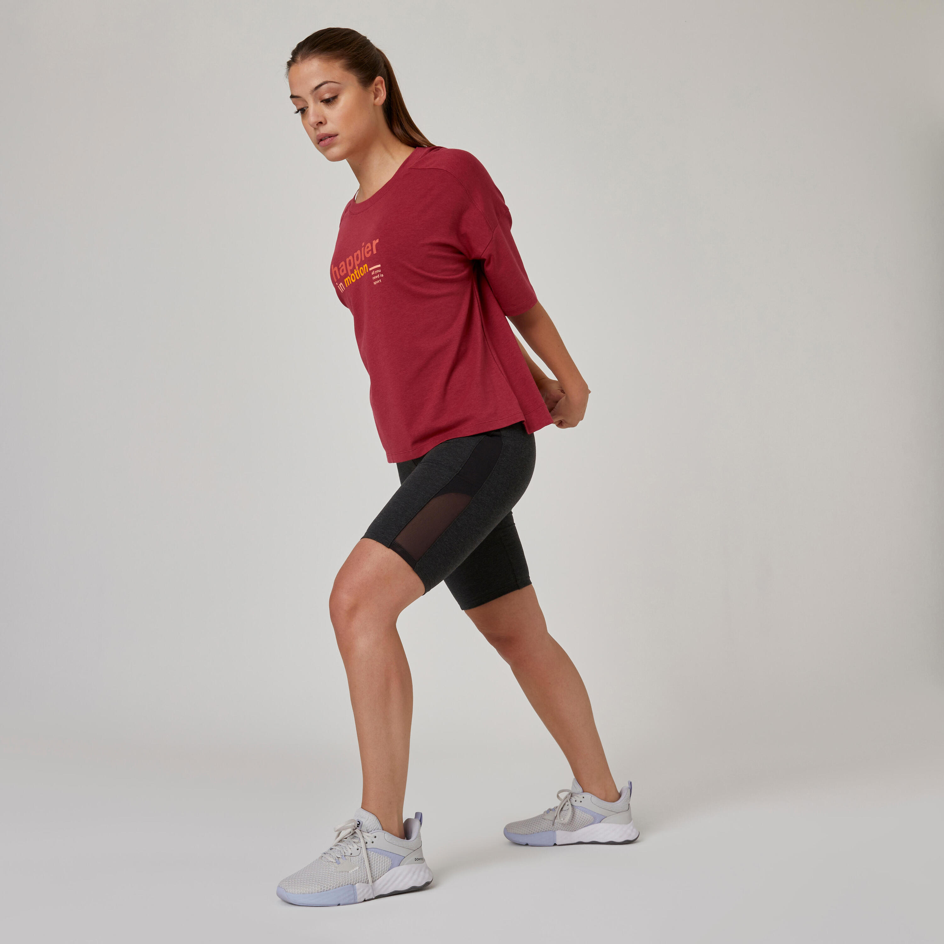 Women's Short-Sleeved Loose-Fit Majority Cotton Fitness T-Shirt 520 - Burgundy 4/7