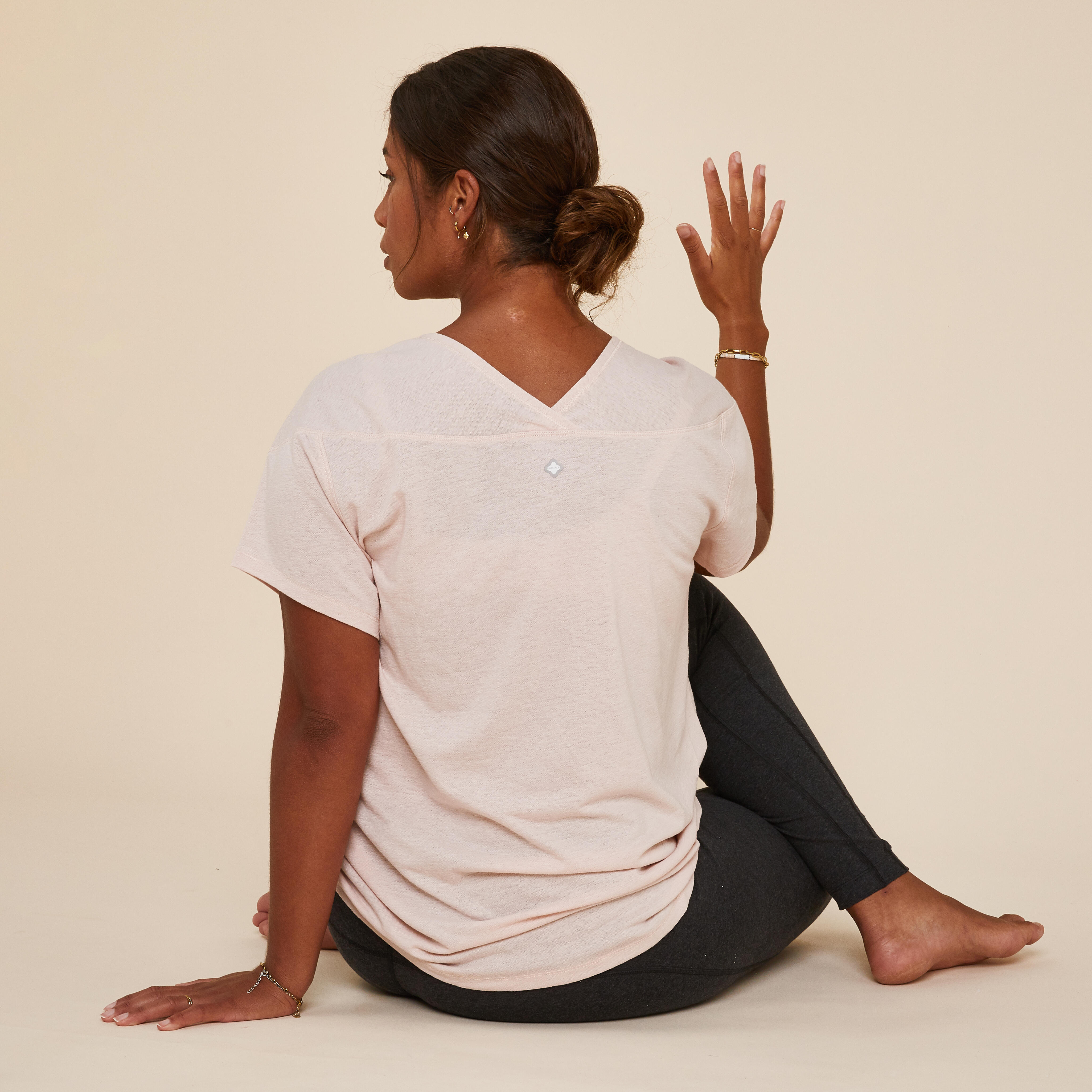 Women's Eco-Friendly Gentle Yoga T-Shirt - Pale Pink
