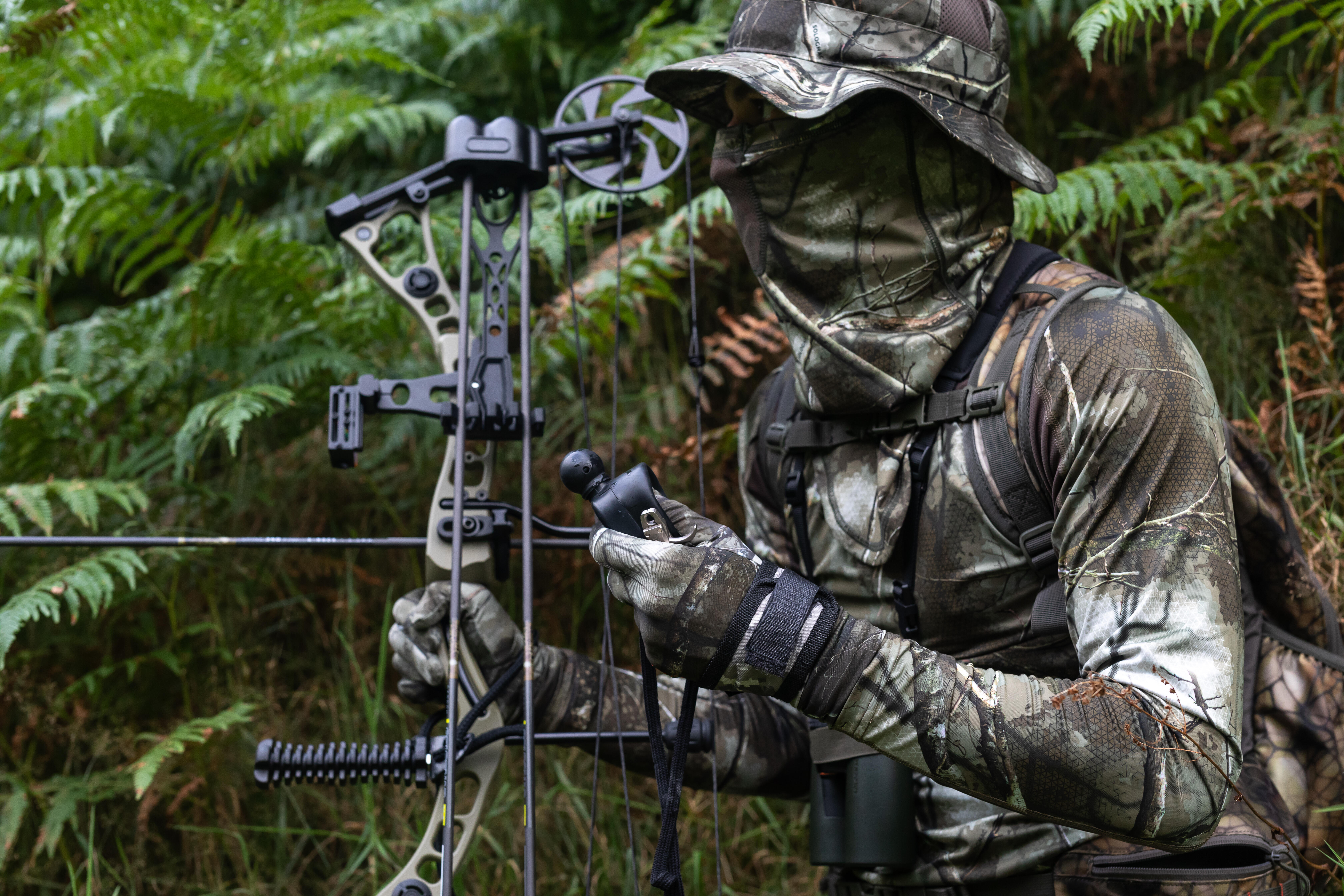 Breathable Hunting Neck Warmer 500 - Camouflage - SOLOGNAC
