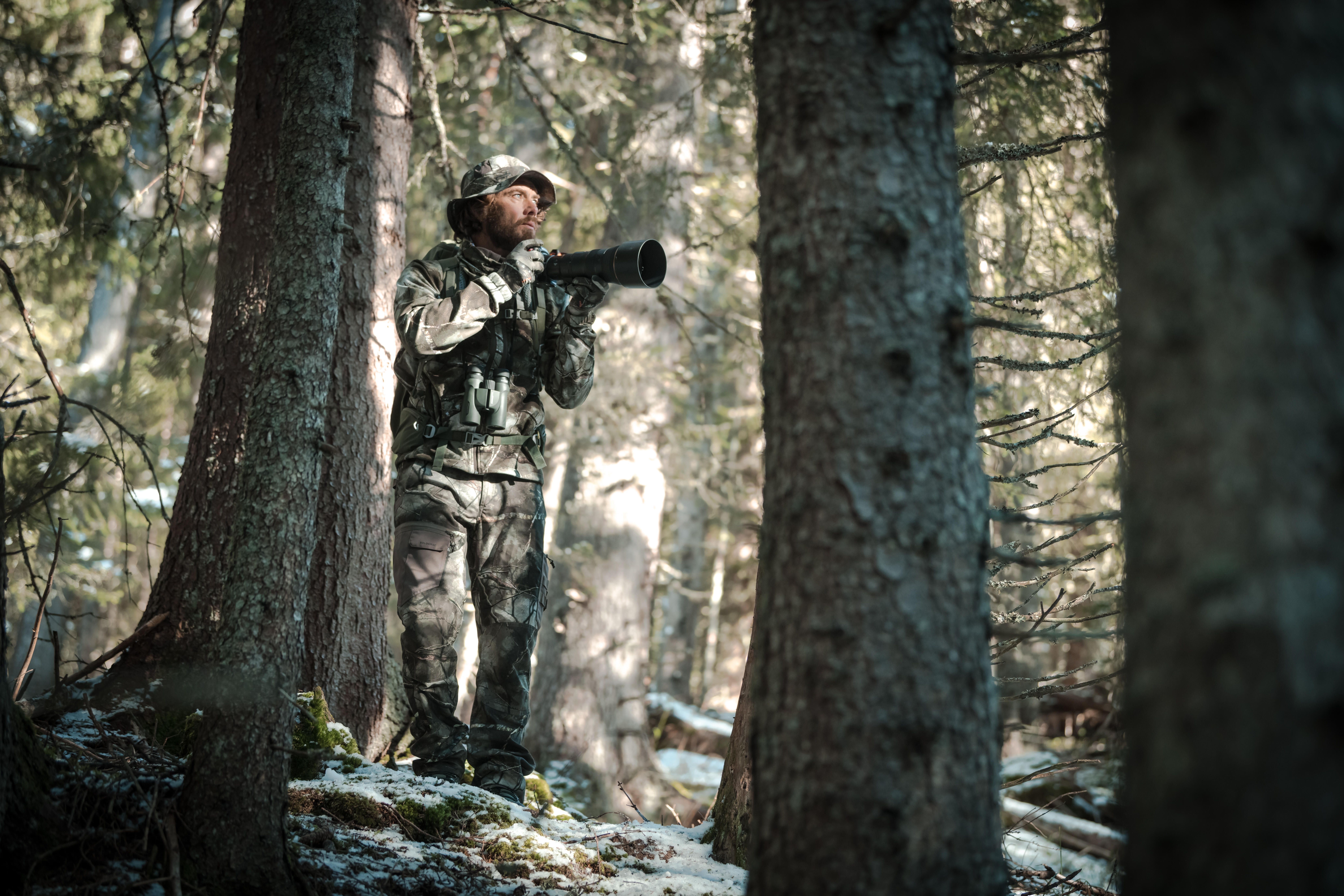 Thin Stretch Hunting Gloves 100 – Camouflage  - SOLOGNAC