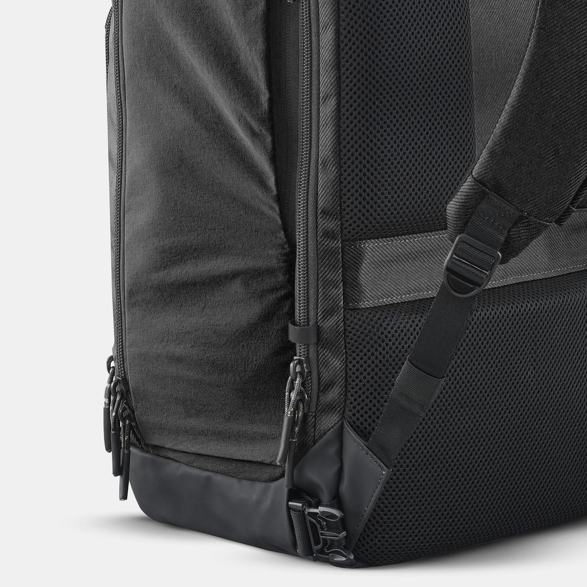 Balo dã ngoại 32L - NH Escape 500 đen