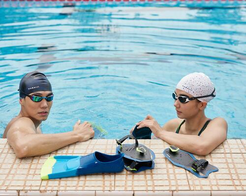 Natation : quel type de palmes faut-il choisir ? - Colizey