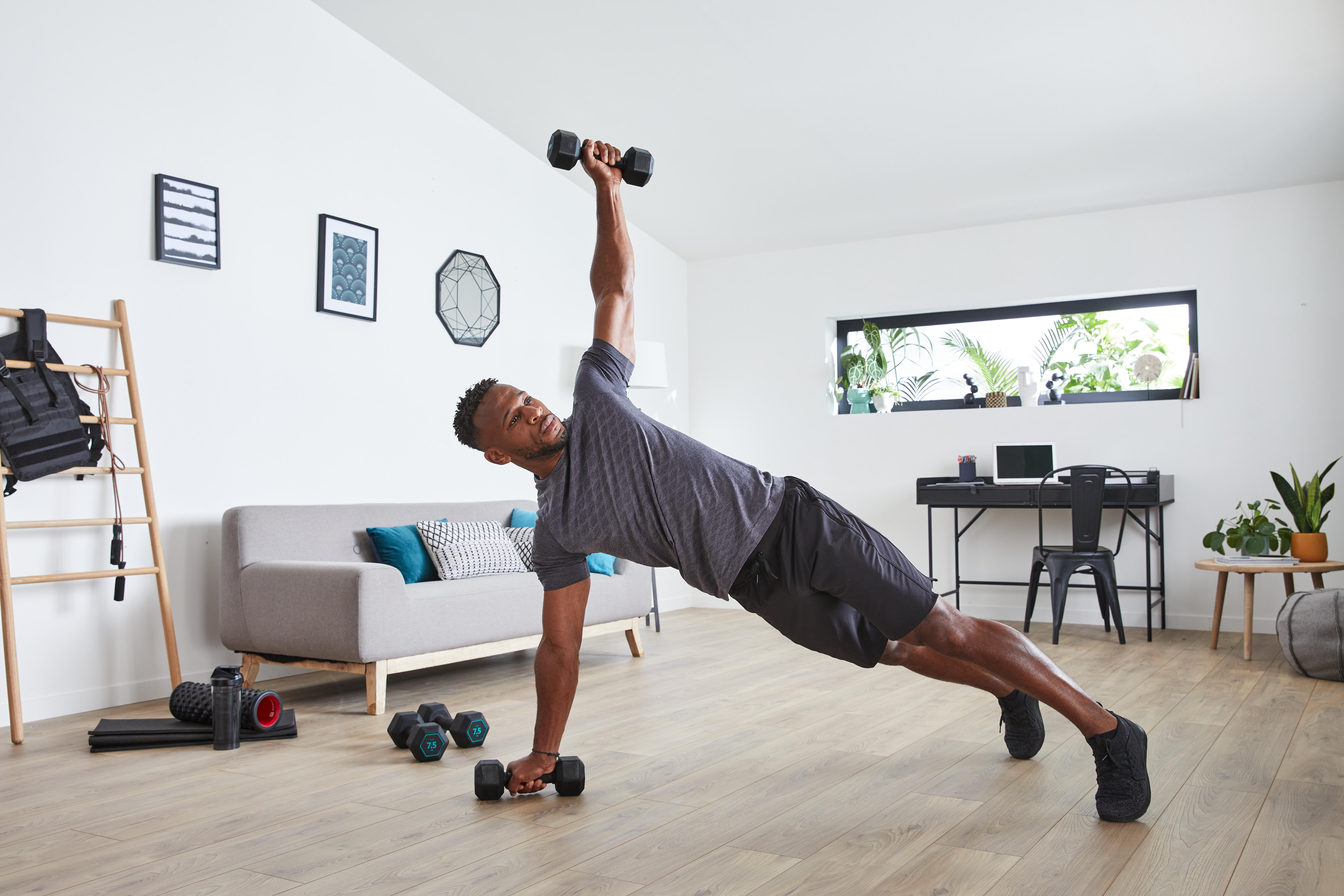 5 kg Cross-Training Hex Dumbbell - Black - CORENGTH
