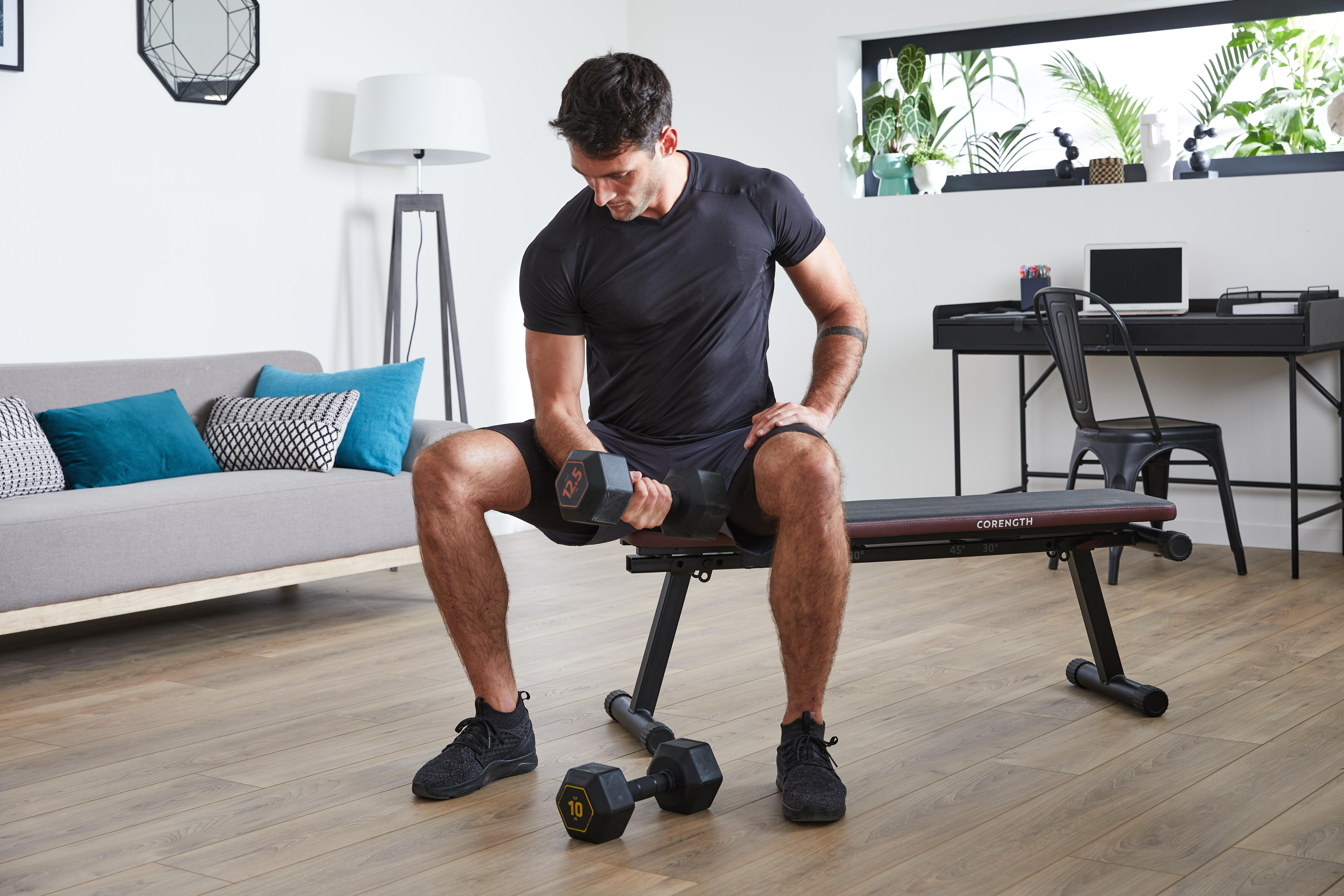 12.5 kg Cross/Weight Training Hex Dumbbell - Black - CORENGTH