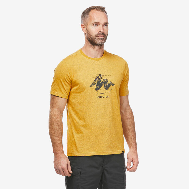 Camiseta de montaña y trekking manga corta Hombre Quechua NH500 amarillo