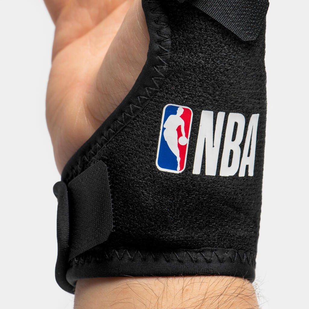 Črna opornica za levi/desni palec R900 NBA za odrasle