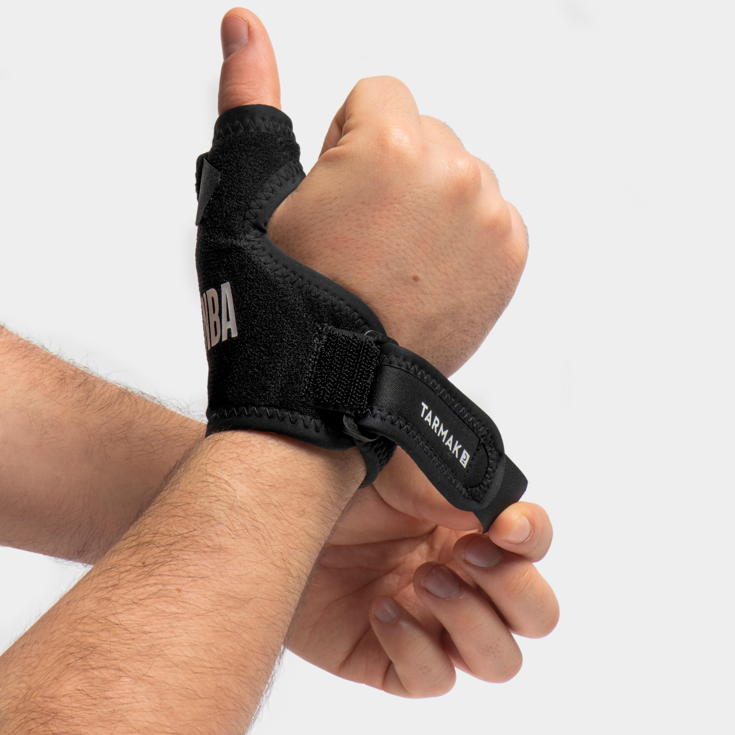 Adult Left/Right Thumb Strap NBA R900 - Black