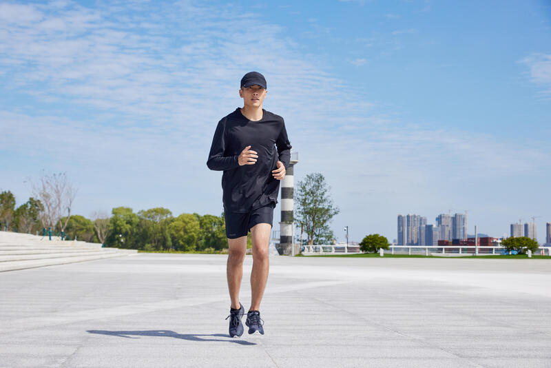 Ademend hardloopshirt voor heren Sun Protect lange mouwen zwart