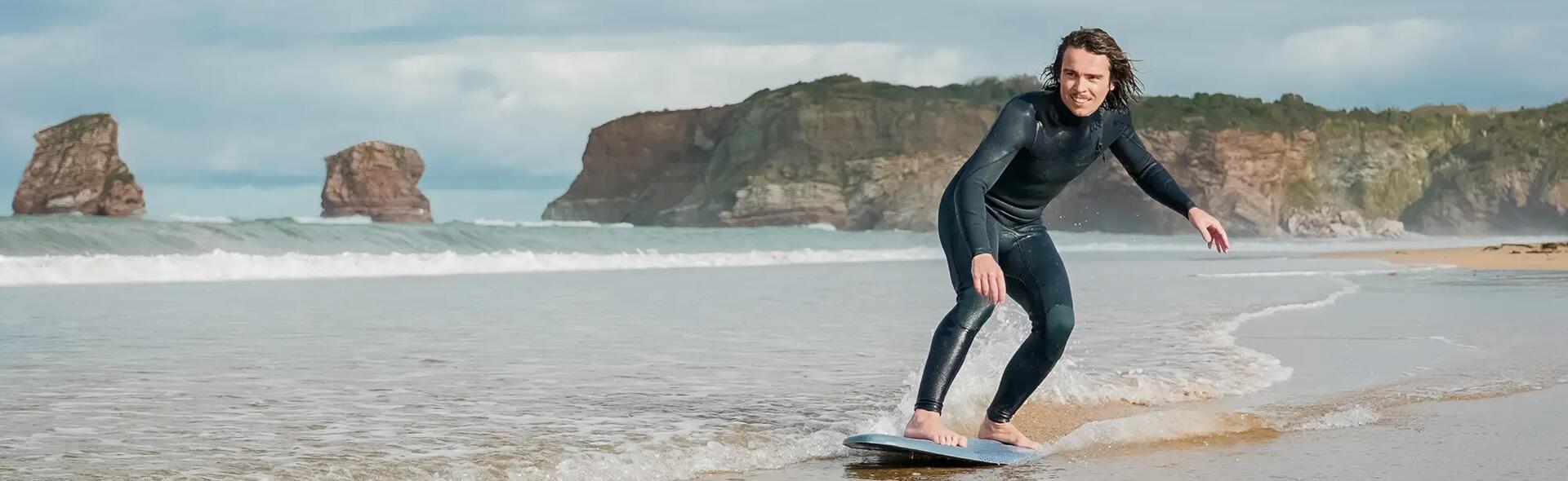 Skimboarden: wat is het en hoe beoefen je het?