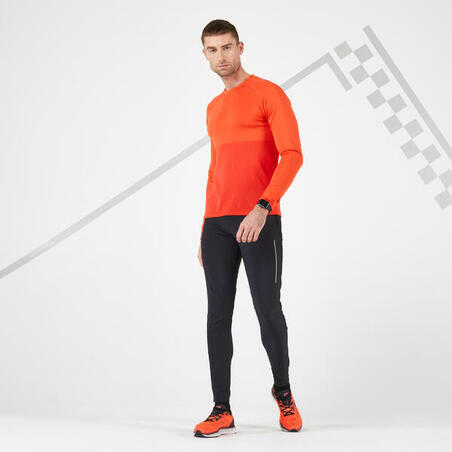 PANTALON RUNNING HOMME COUPE FITTEE KIPRUN LIGHT NOIR