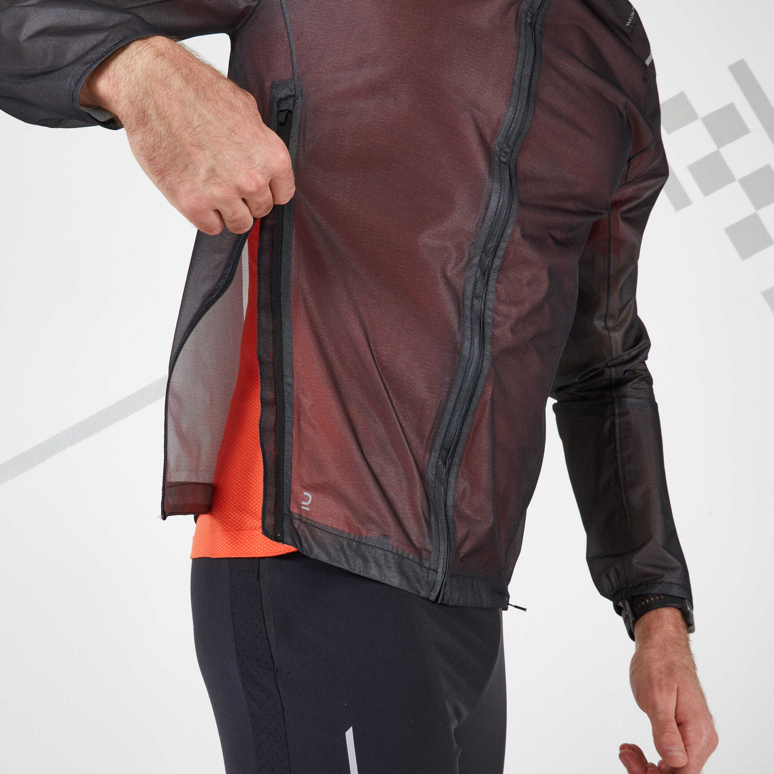 LIGHT SHOWERPROOF MEN S RUNNING JACKET BLACK Decathlon