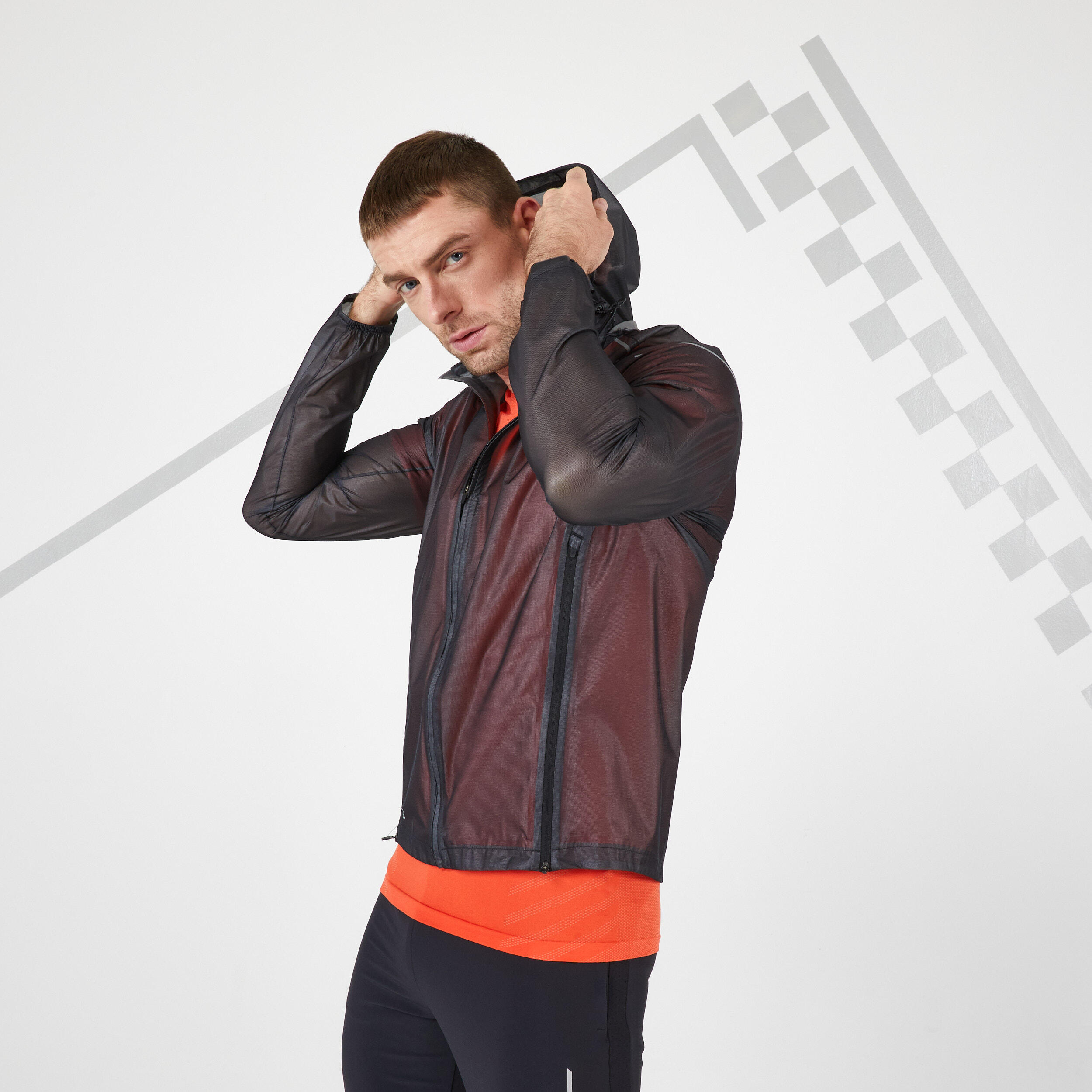 KIPRUN LIGHT SHOWERPROOF MEN S RUNNING JACKET BLACK Decathlon