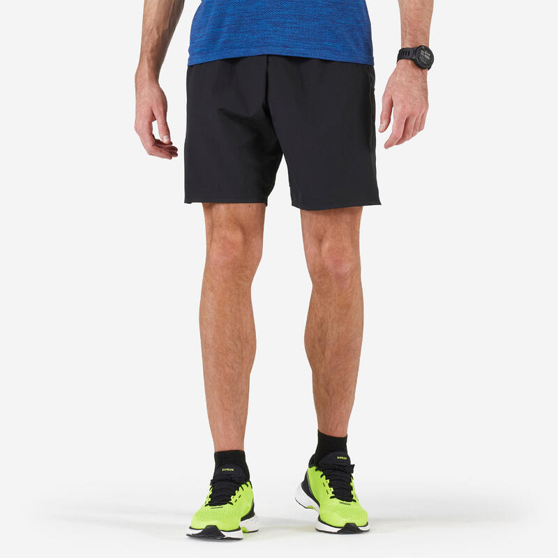 Pantalón corto running múltiples bolsillos Hombre Kiprun Marathon negro