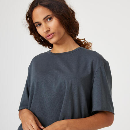 Футболка для фитнеса укороченная хлопковая с круглым вырезом женская темно-серая 520