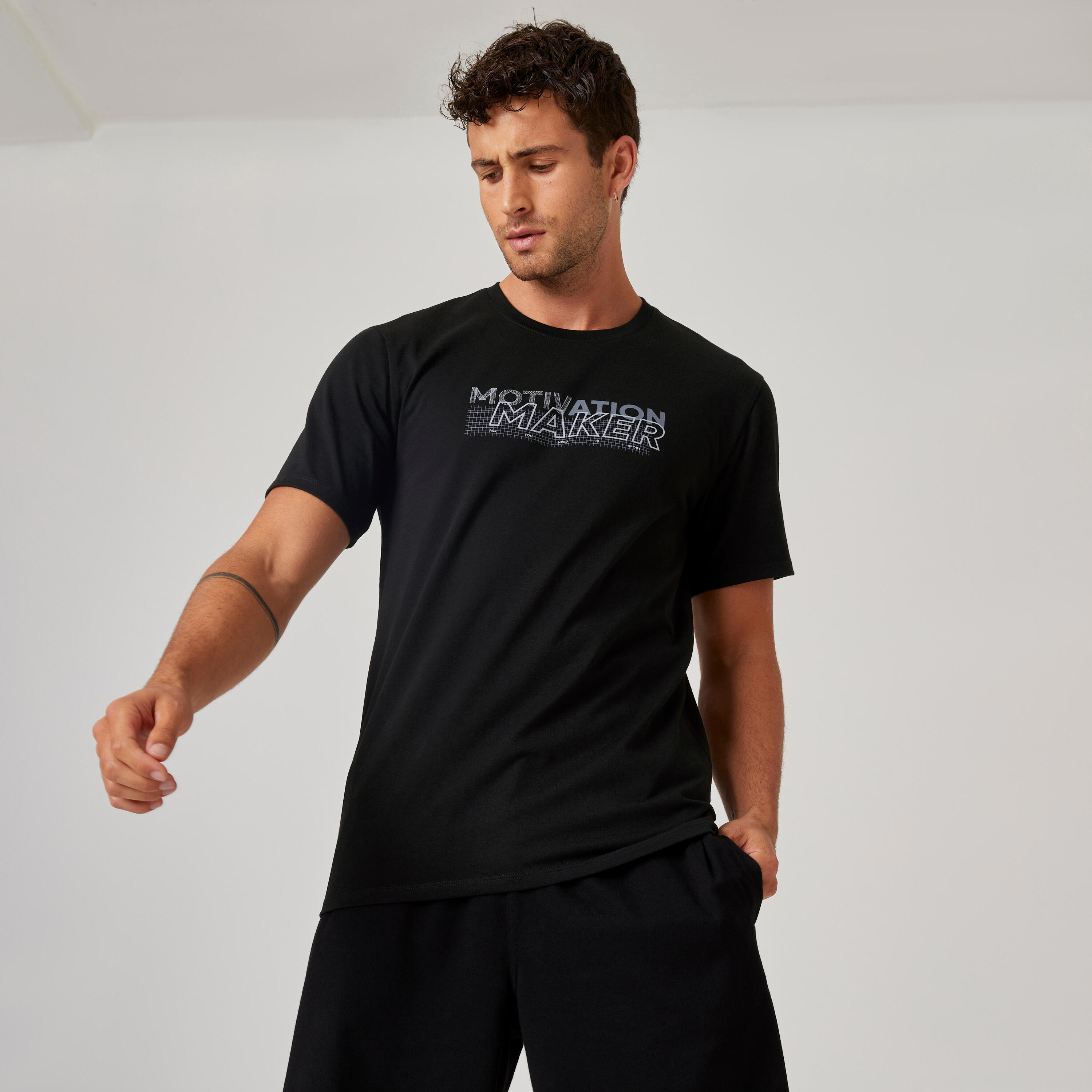 DOMYOS Samarreta Fitness Màniga Curta Cotó Extensible Slim Home Negre