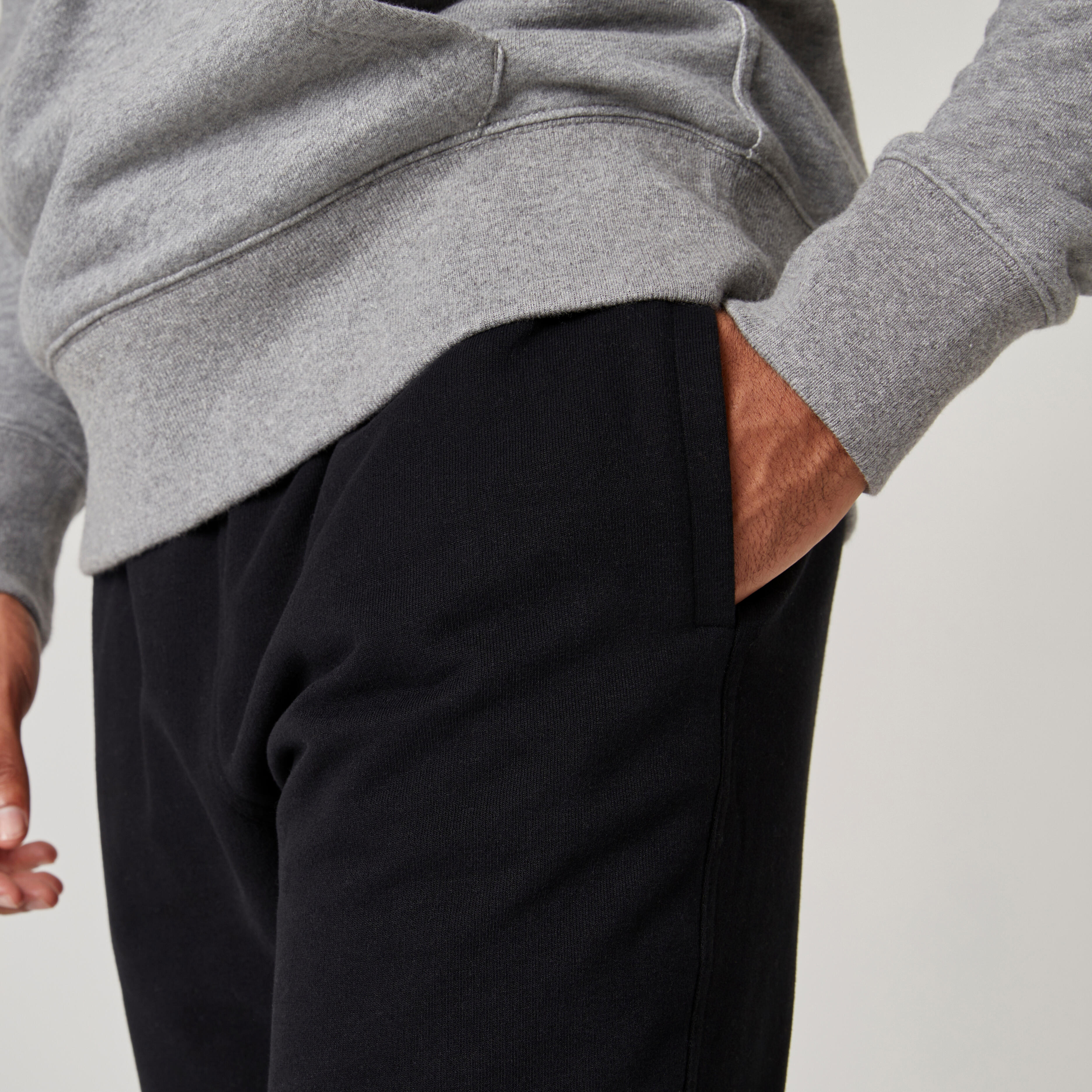 TRIPLE Celana Jogger Pant Stretch Slim Fit (317 828 JG BLK) - Black