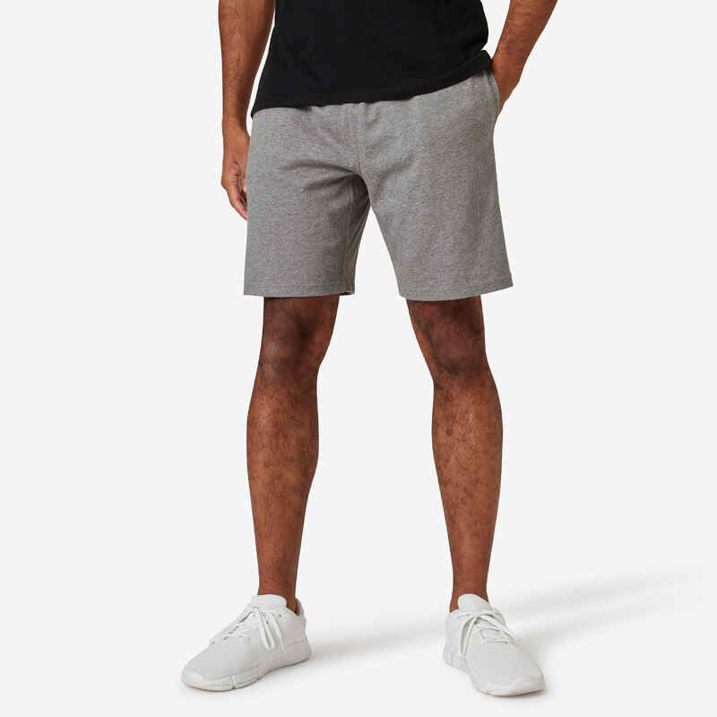 מכנסי ספורט קצרים מכותנה בגזרה ישרה עם כיס, קולקציית Essentials לגברים - אפור