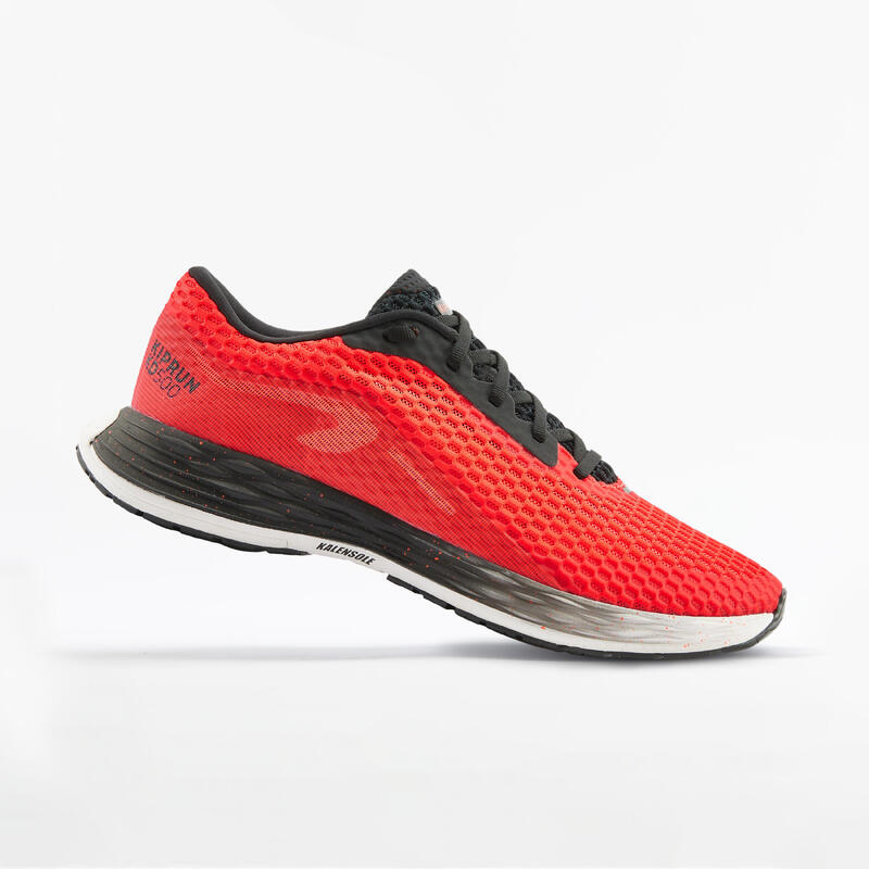 CHAUSSURES DE RUNNING HOMME DYNAMIQUE - KIPRUN KD500 ROUGE