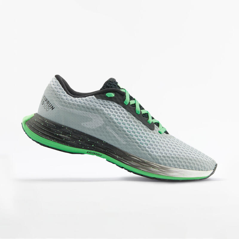 CHAUSSURES DE RUNNING HOMME DYNAMIQUE - KIPRUN KD500 GRIS VERT