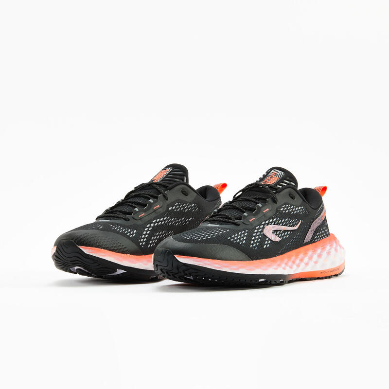 ZAPATILLAS RUNNING HOMBRE KIPRUN KS900 NEGRO NARANJA