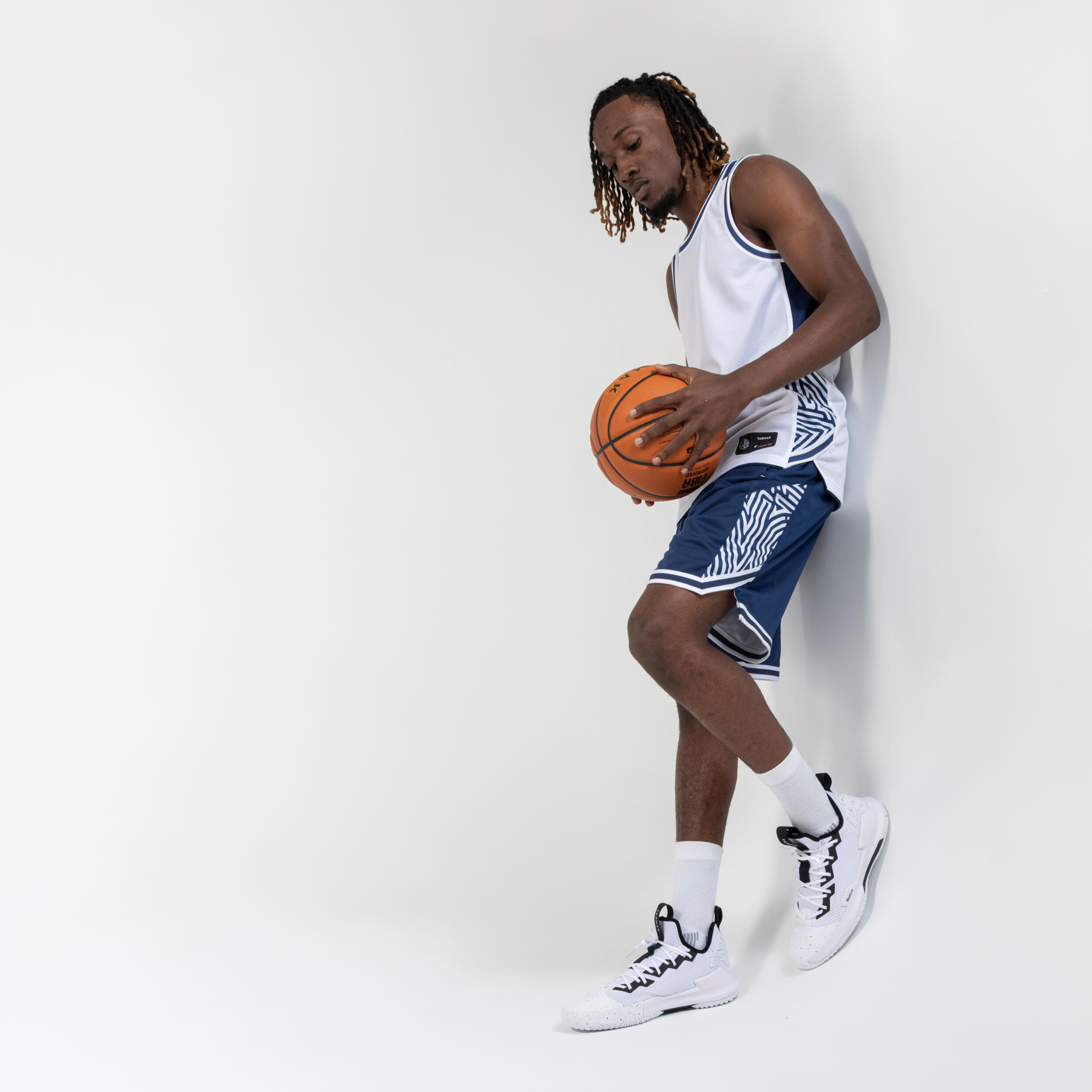 Basketball shoes hotsell for fast players