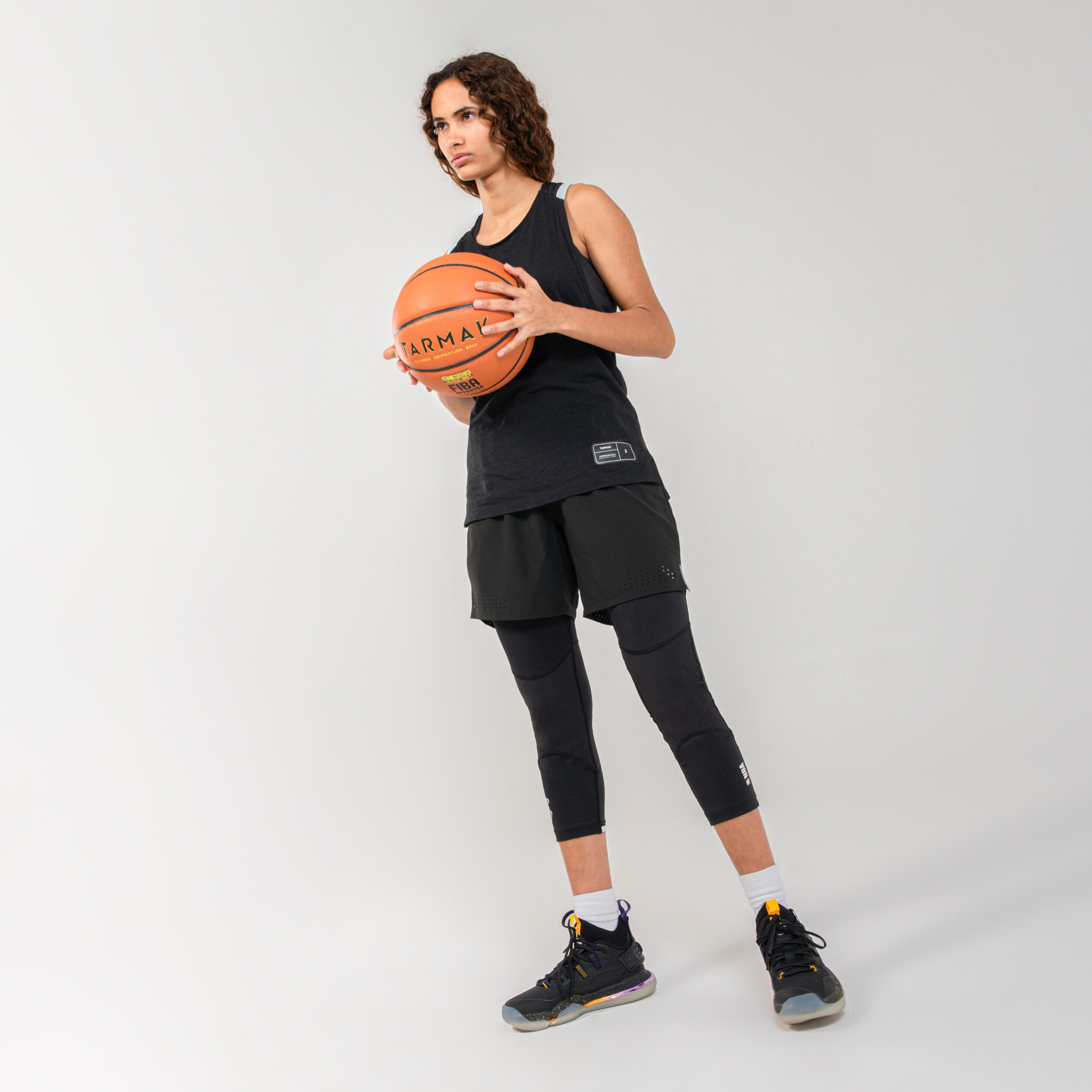 Women's Basketball Shorts SH500 - Black 58/79
