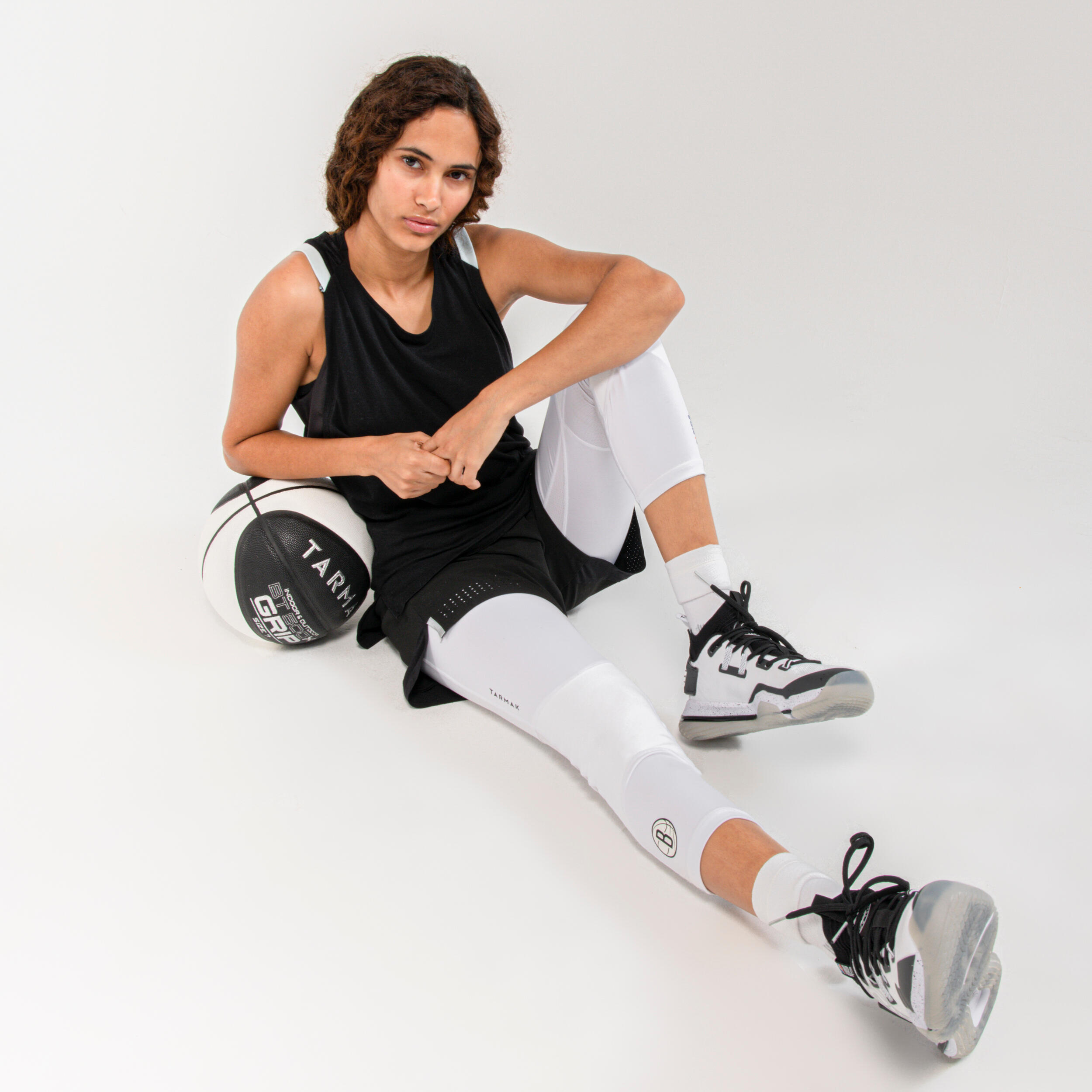 Women's Basketball Shorts SH500 - Black 77/79