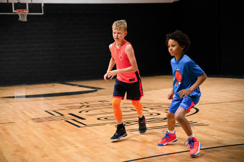 Comment choisir sa chaussure de basketball enfant?