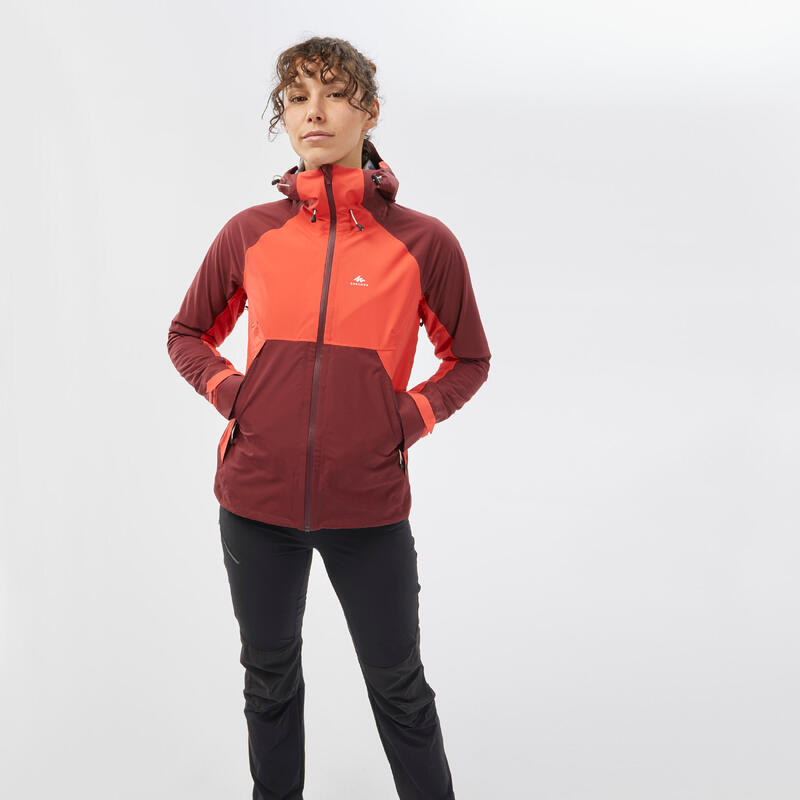 Regenjas voor bergwandelen dames MH500 bordeaux koraal