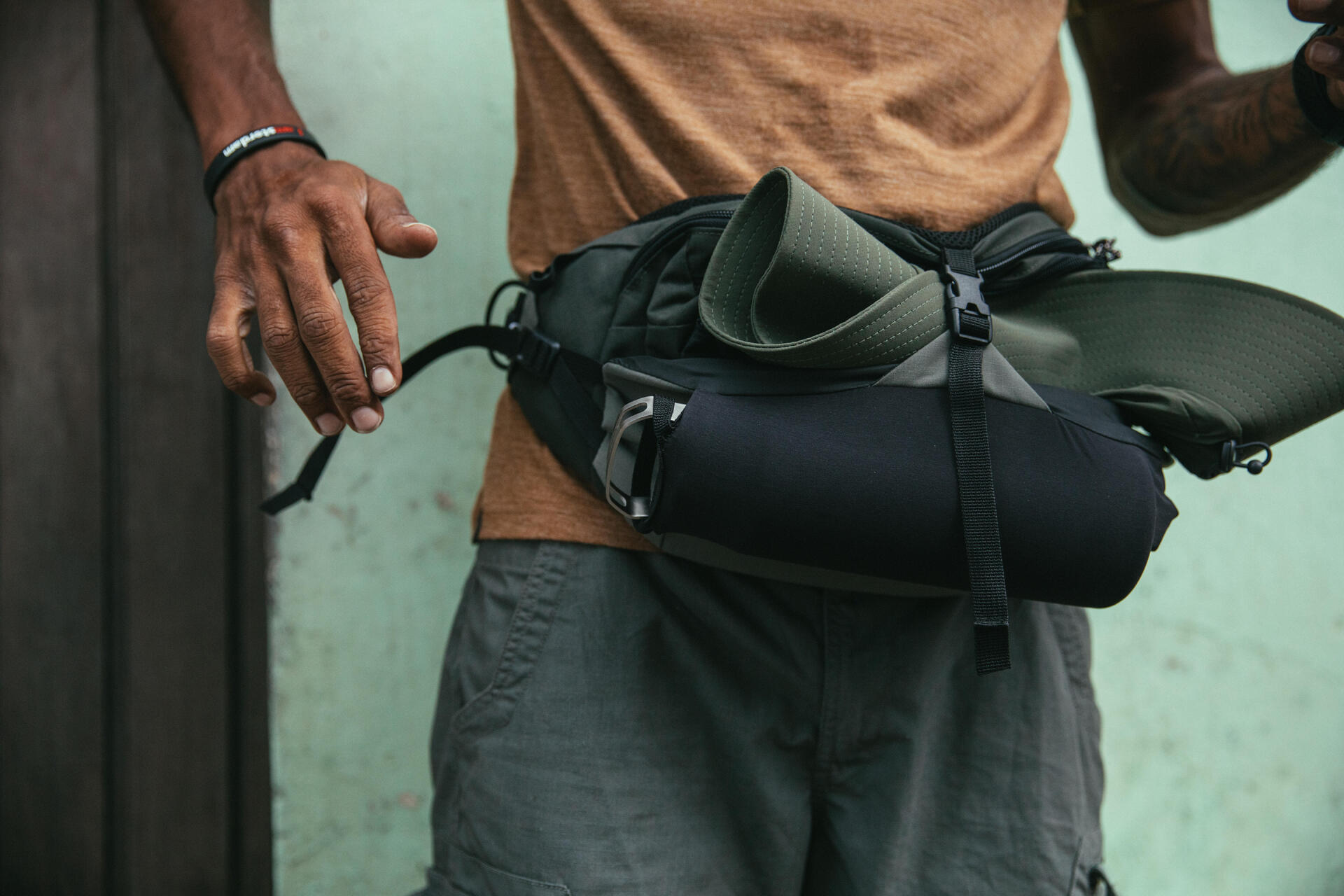 7 L waist bag, Travel 500 - Green