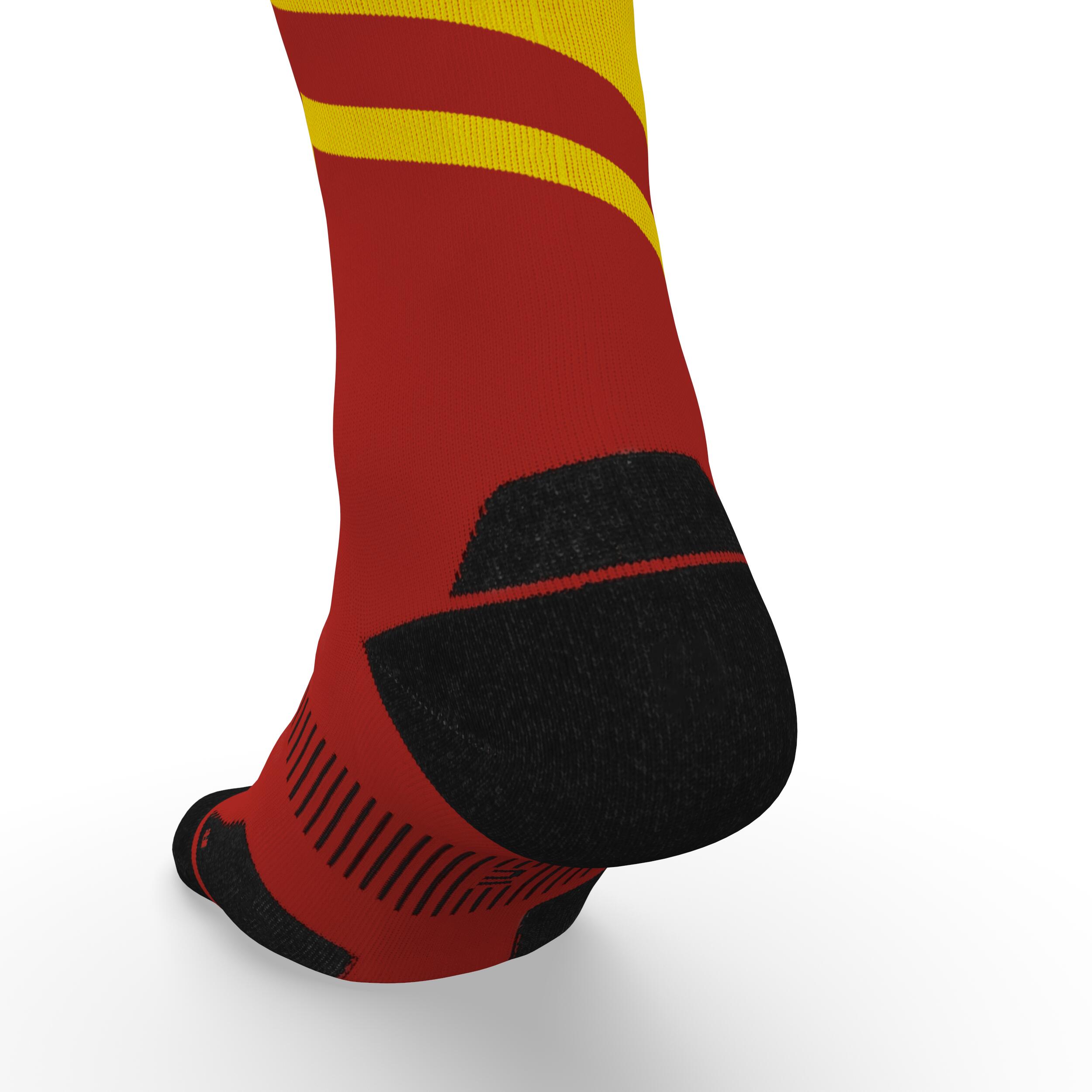 CHAUSSETTES DE RUNNING RUN900 EPAISSES MI-MOLLET ROUGES JAUNES 6/6