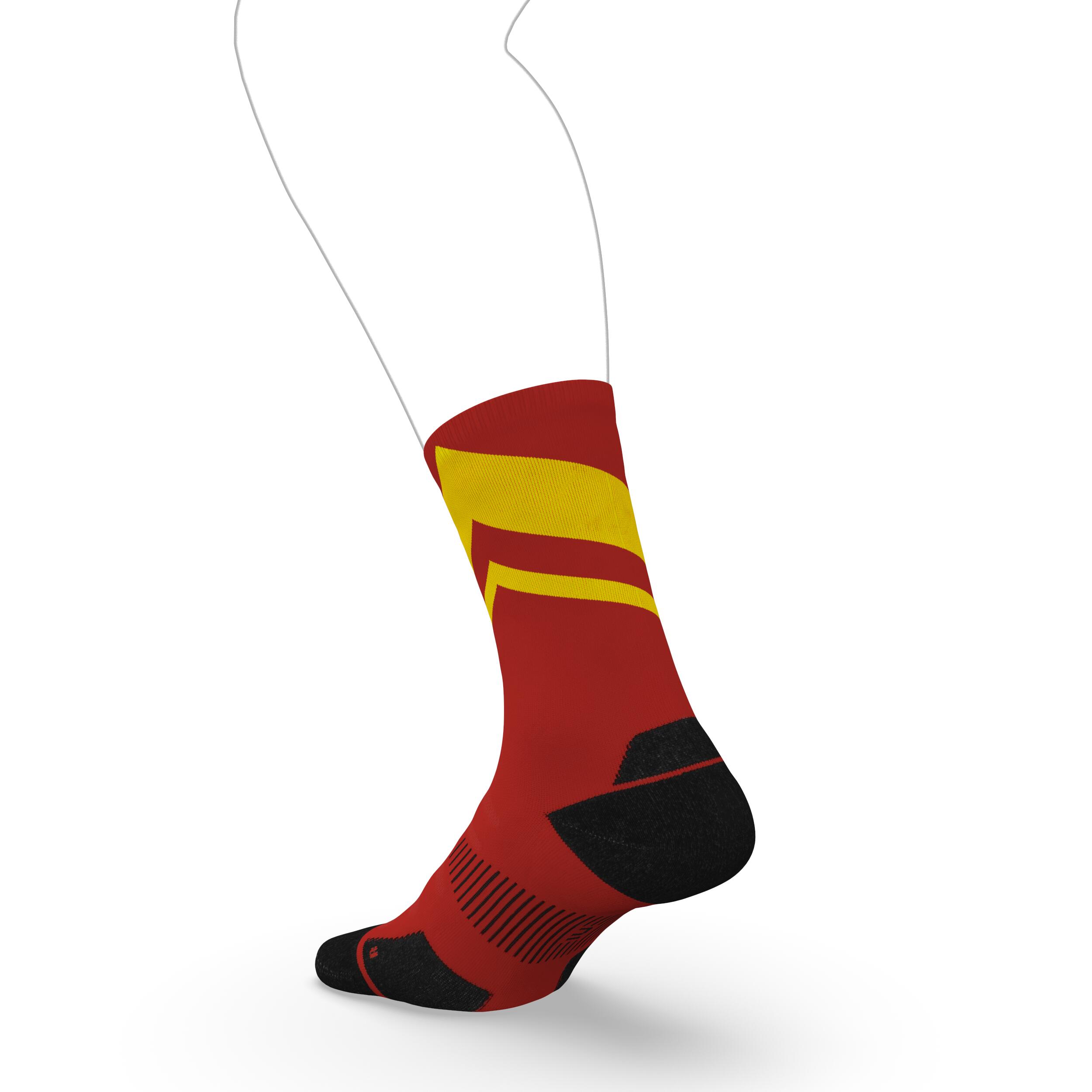 CHAUSSETTES DE RUNNING RUN900 EPAISSES MI-MOLLET ROUGES JAUNES 3/6