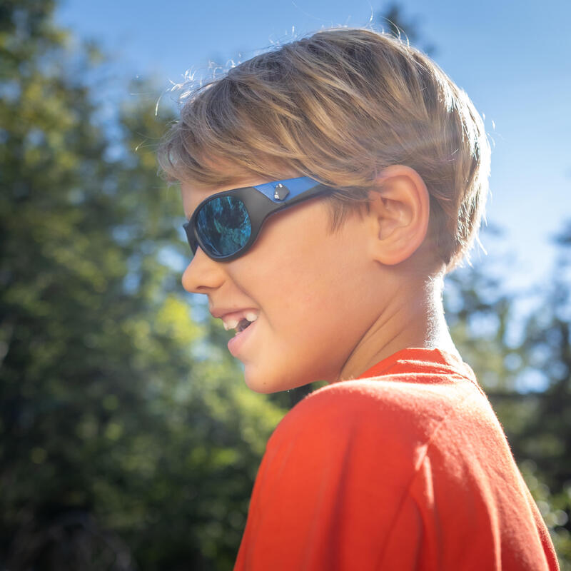 Ochelari de Soare Drumeție MH K500 Categoria 4 Albastru-Negru Copii 4-6 Ani