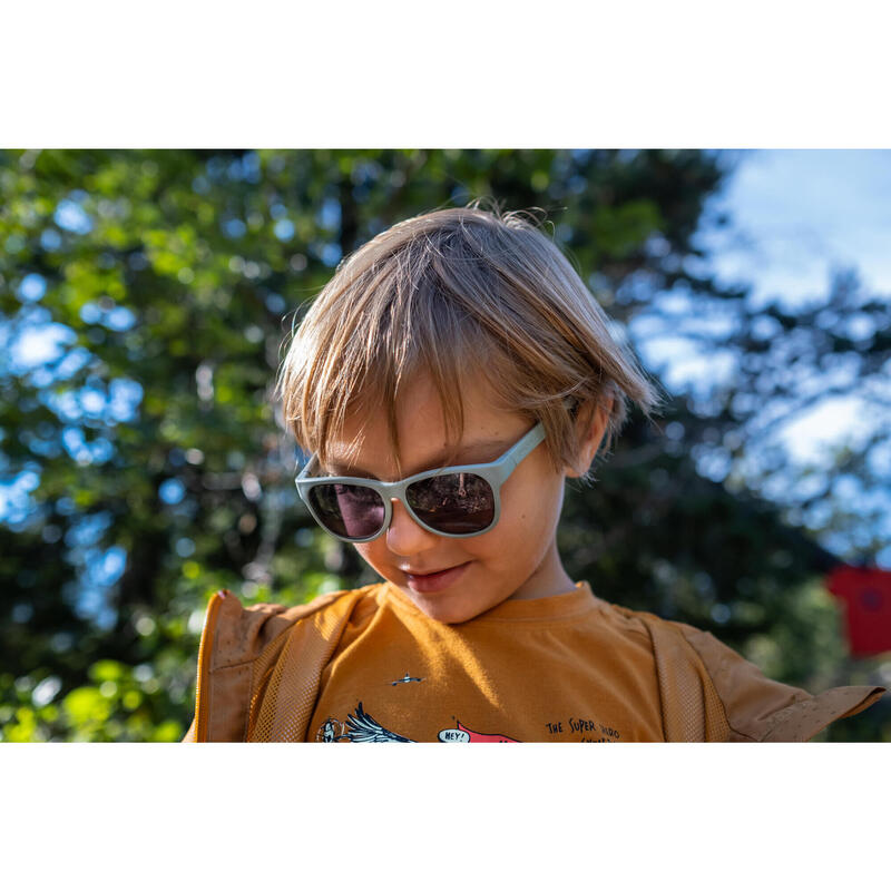 Wandelzonnebril voor kinderen van 2- 4 jaar MH B140 categorie 3 kaki