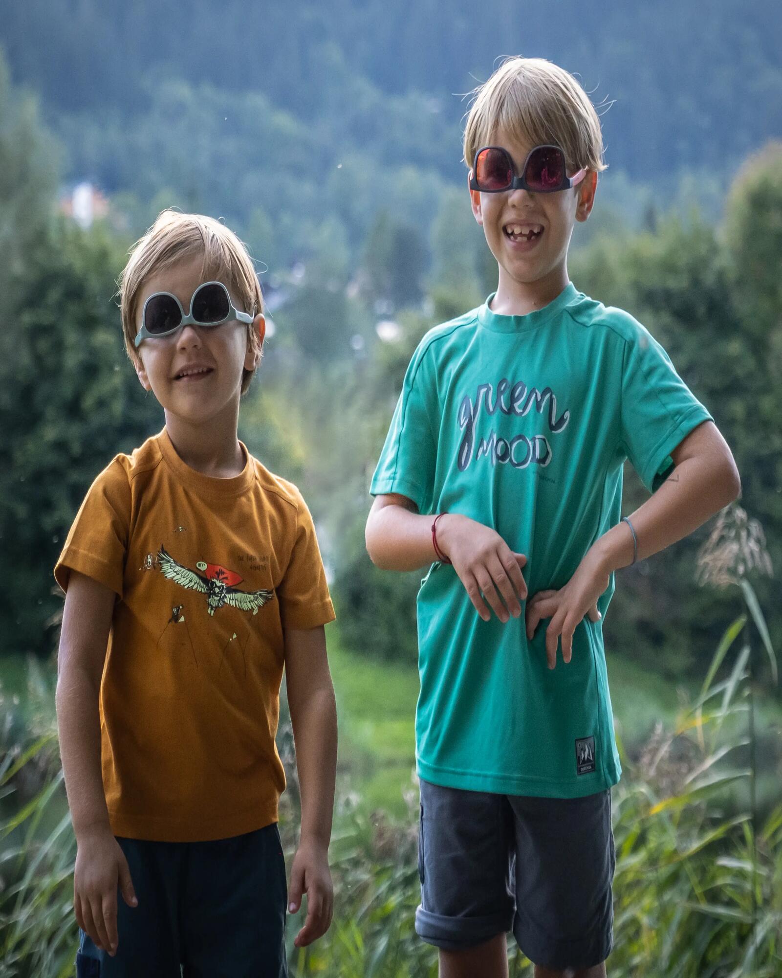 How to choose sunglasses for my child?