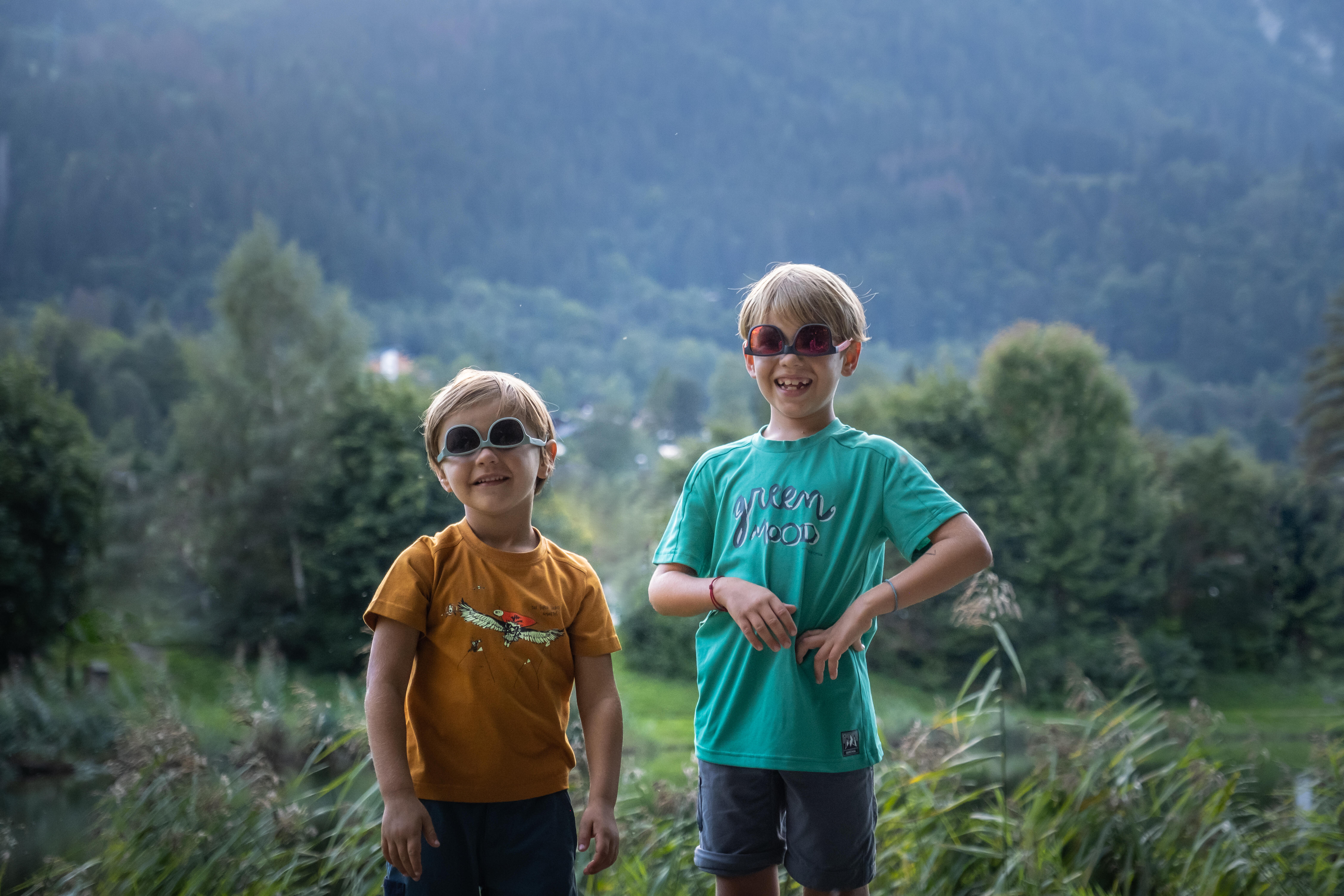 Kids’ Hiking Sunglasses – MH B 140 Khaki - QUECHUA