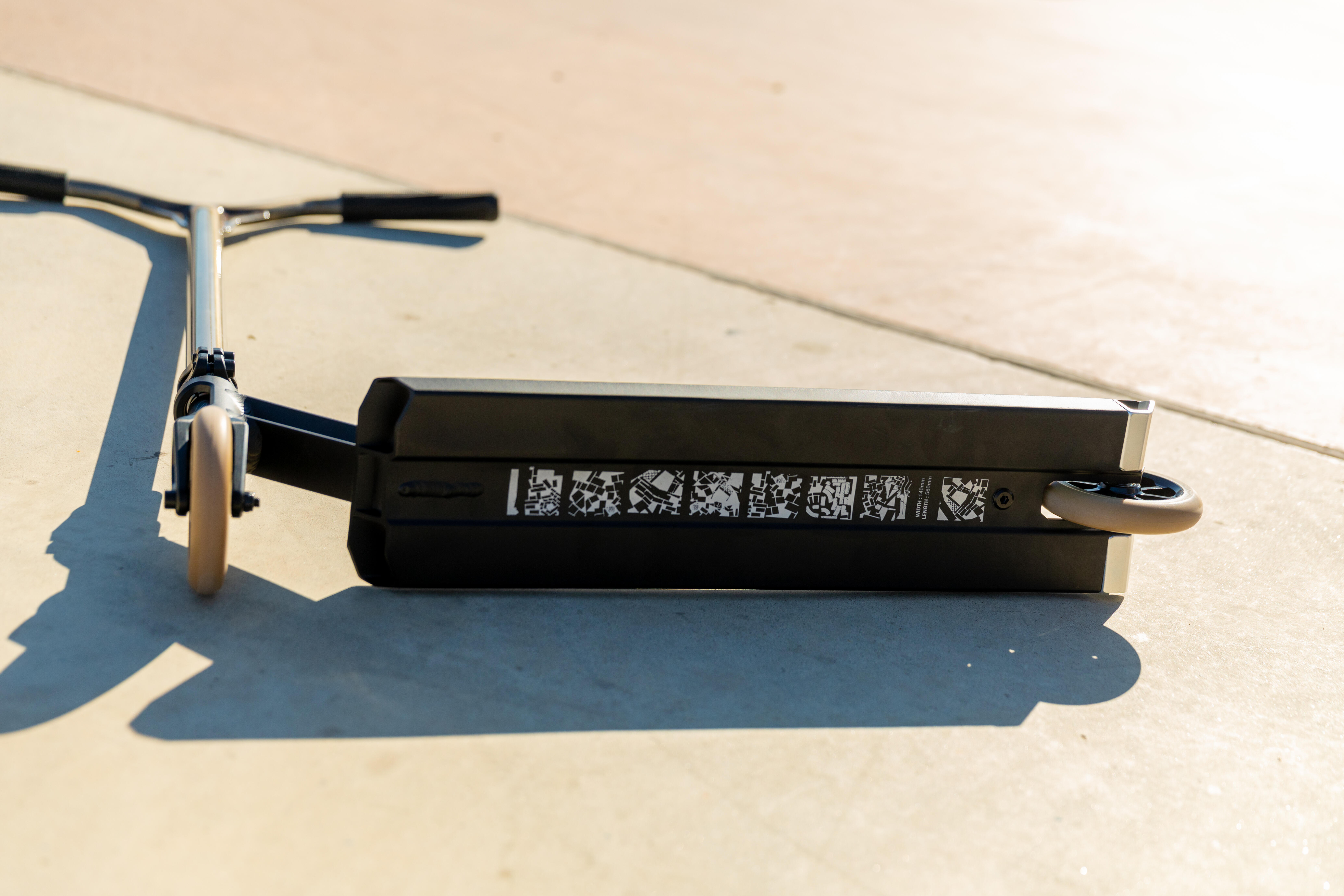 Pegs intégrés pour deck boxed MF 540 - DECATHLON