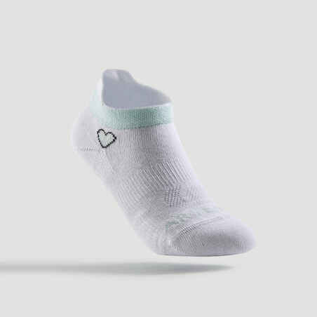 Παιδικές χαμηλές αθλητικές κάλτσες RS 160, 3 ζεύγη - Λευκό/Λογότυπο/Καρδιές