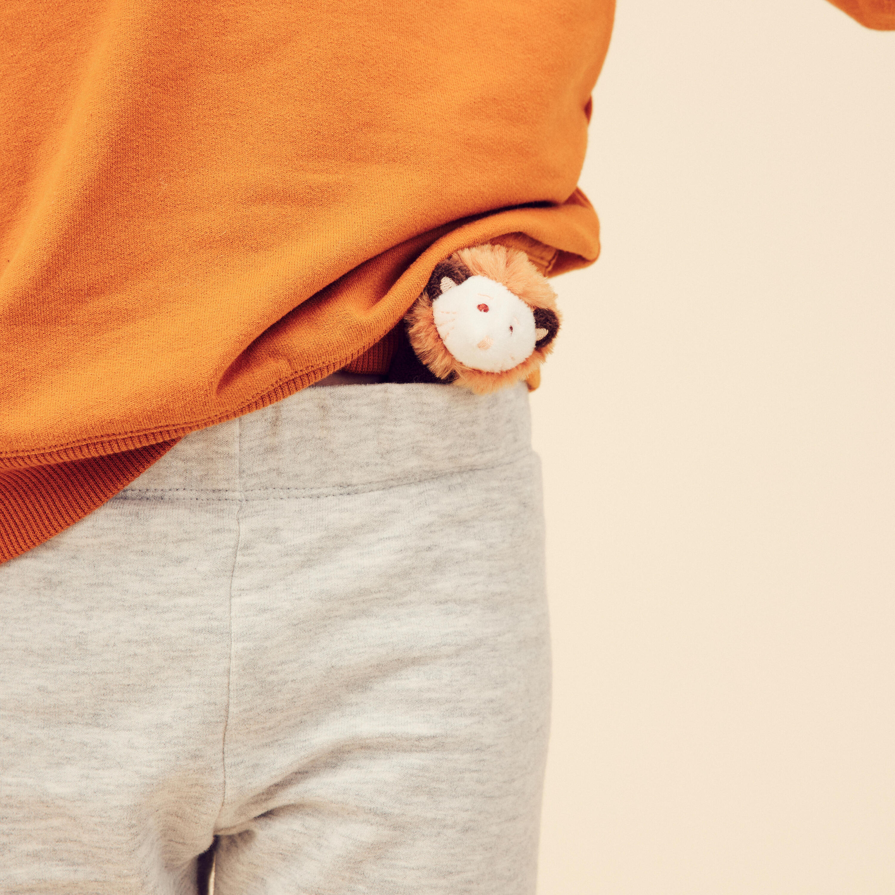 Pantalón Regular Niños Básico Gris 4/4