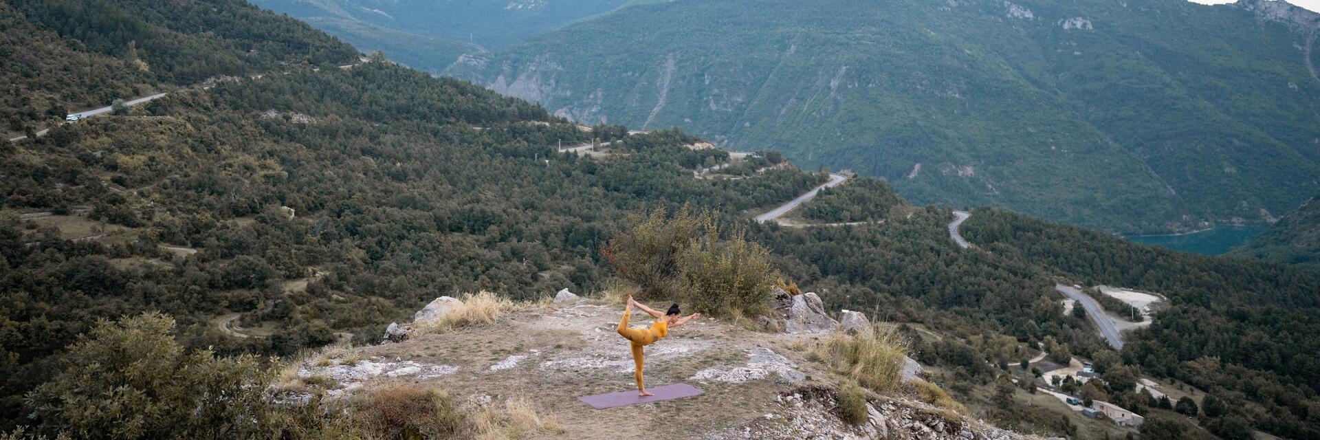 titre yoga aérien