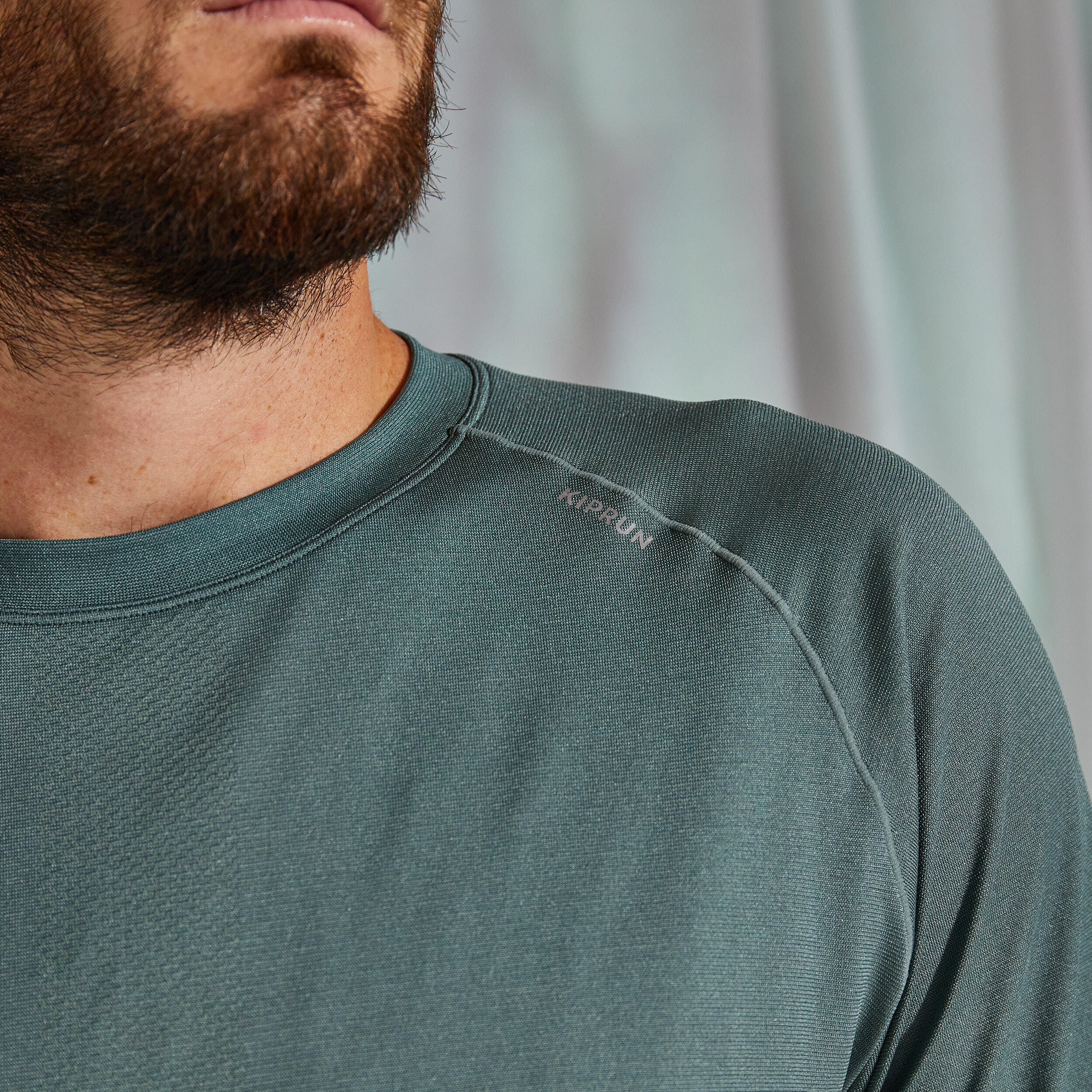 MEN'S RUNNING BREATHABLE T-SHIRT CARE - LIMITED EDITION KHAKI GREEN 4/8